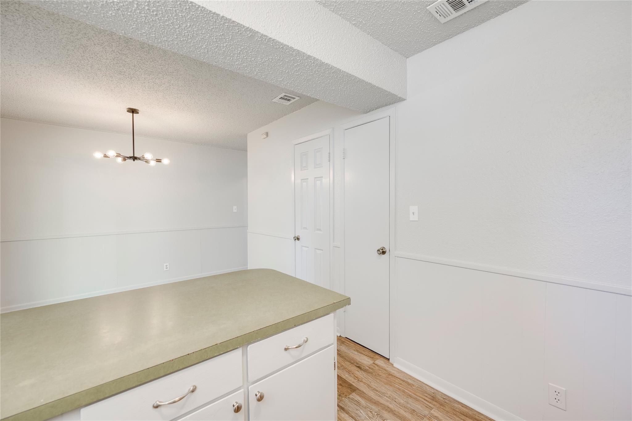 5900 Glen Meadow Dr, Austin, TX 78745