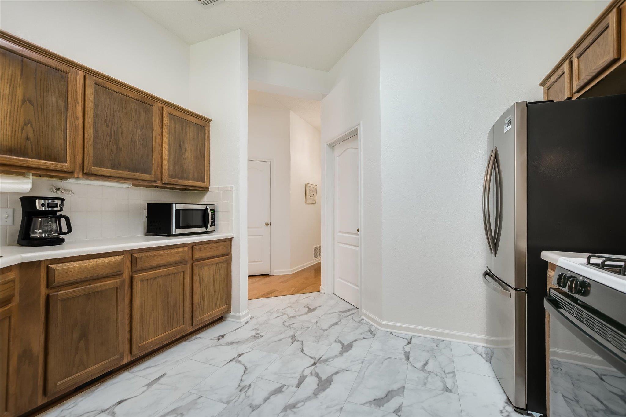 1202 Petunia Ln, Pflugerville, TX 78660