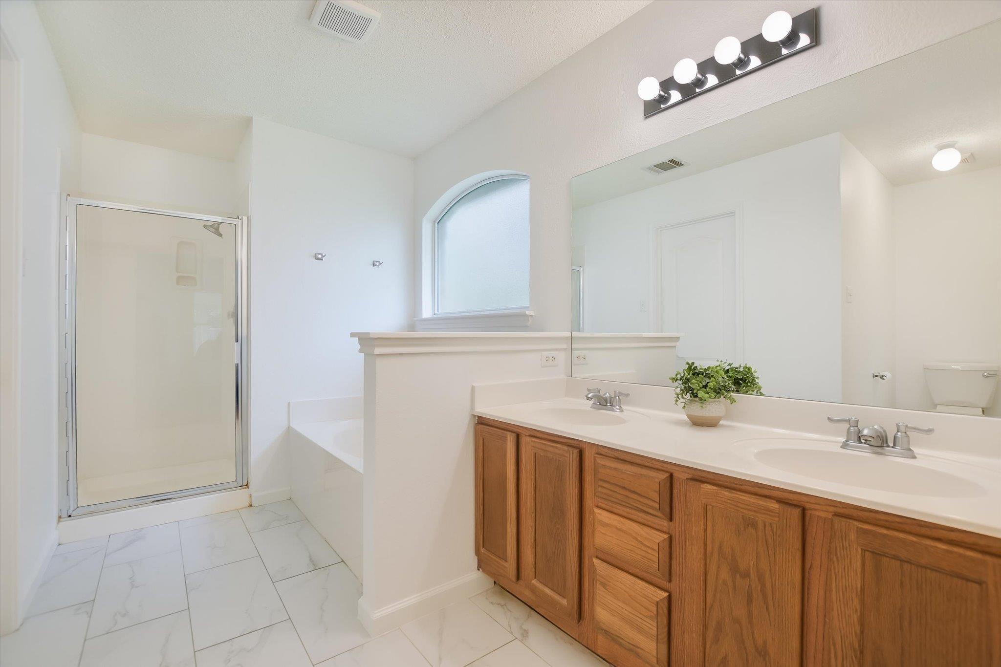 1202 Petunia Ln, Pflugerville, TX 78660