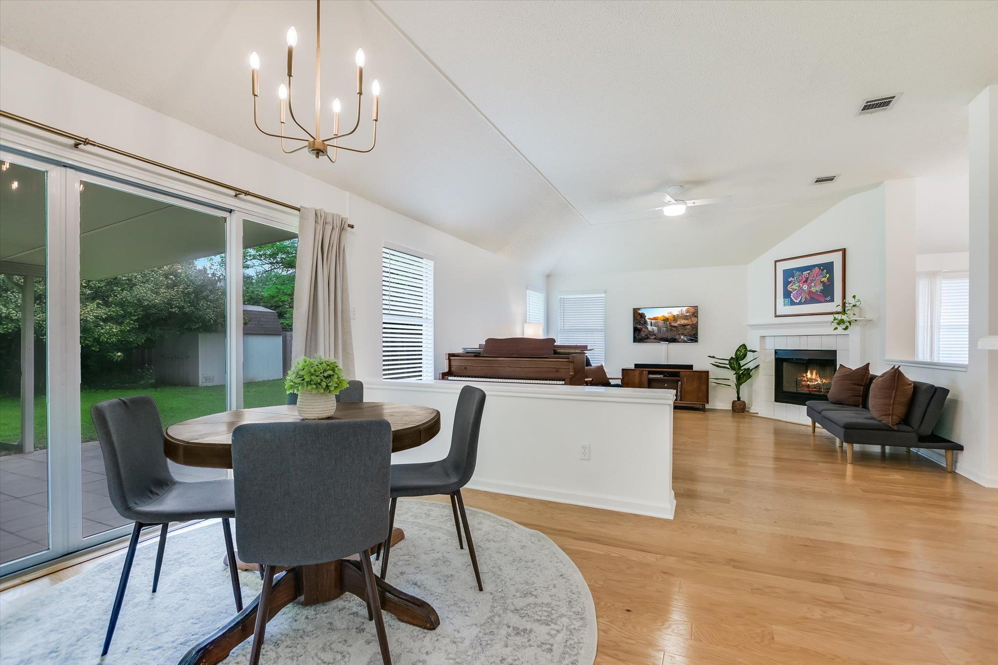 1202 Petunia Ln, Pflugerville, TX 78660