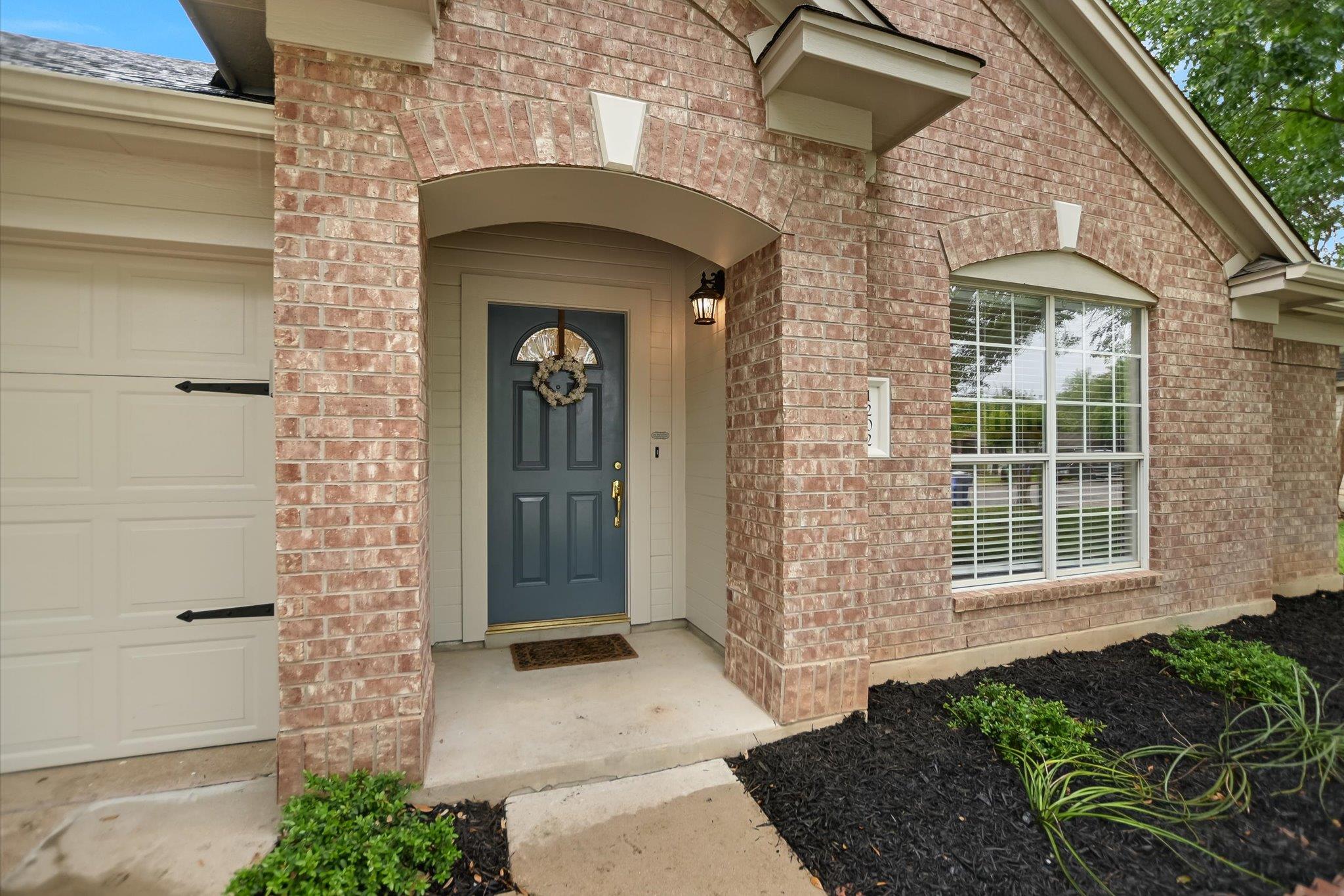 1202 Petunia Ln, Pflugerville, TX 78660