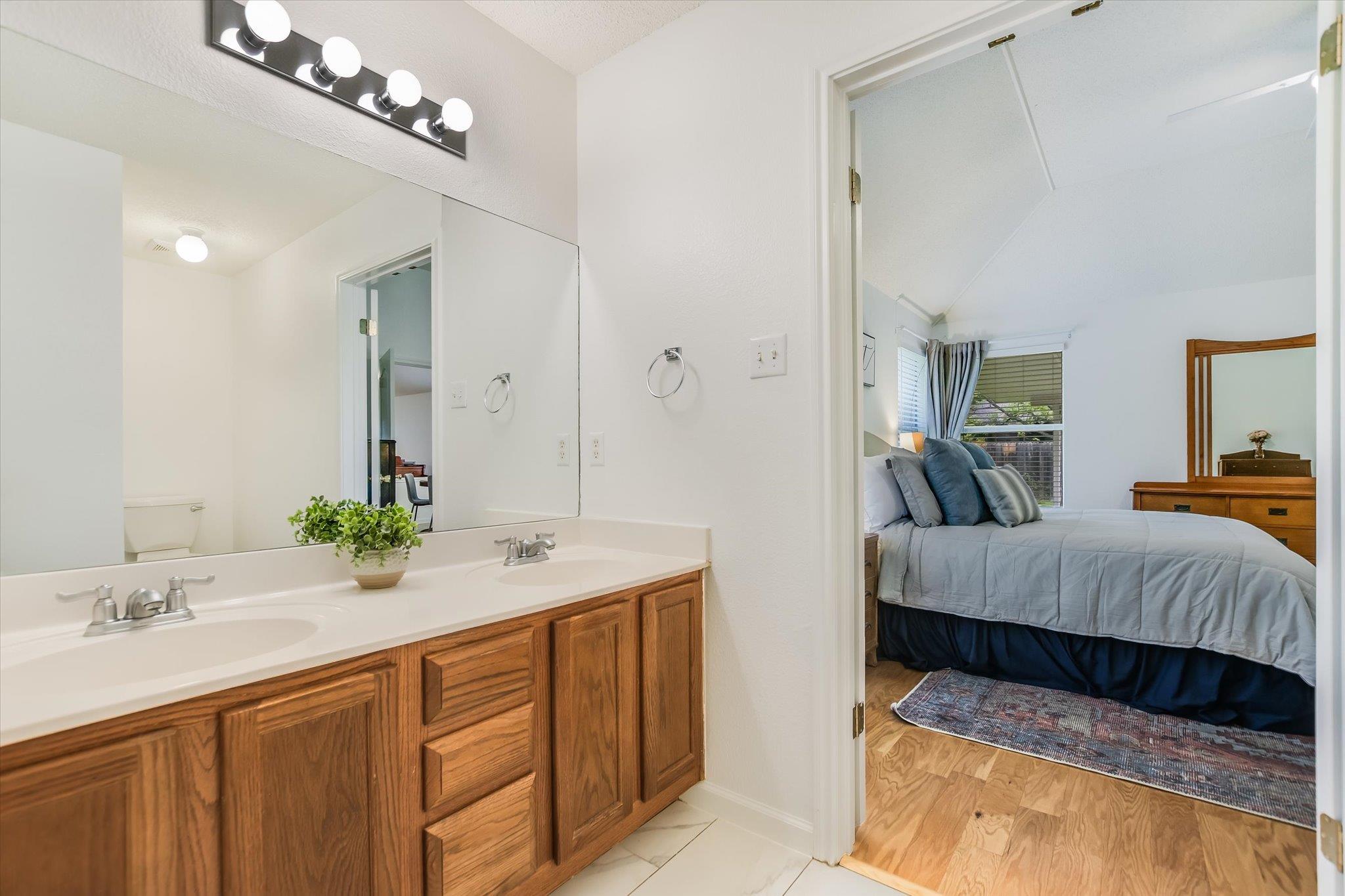 1202 Petunia Ln, Pflugerville, TX 78660