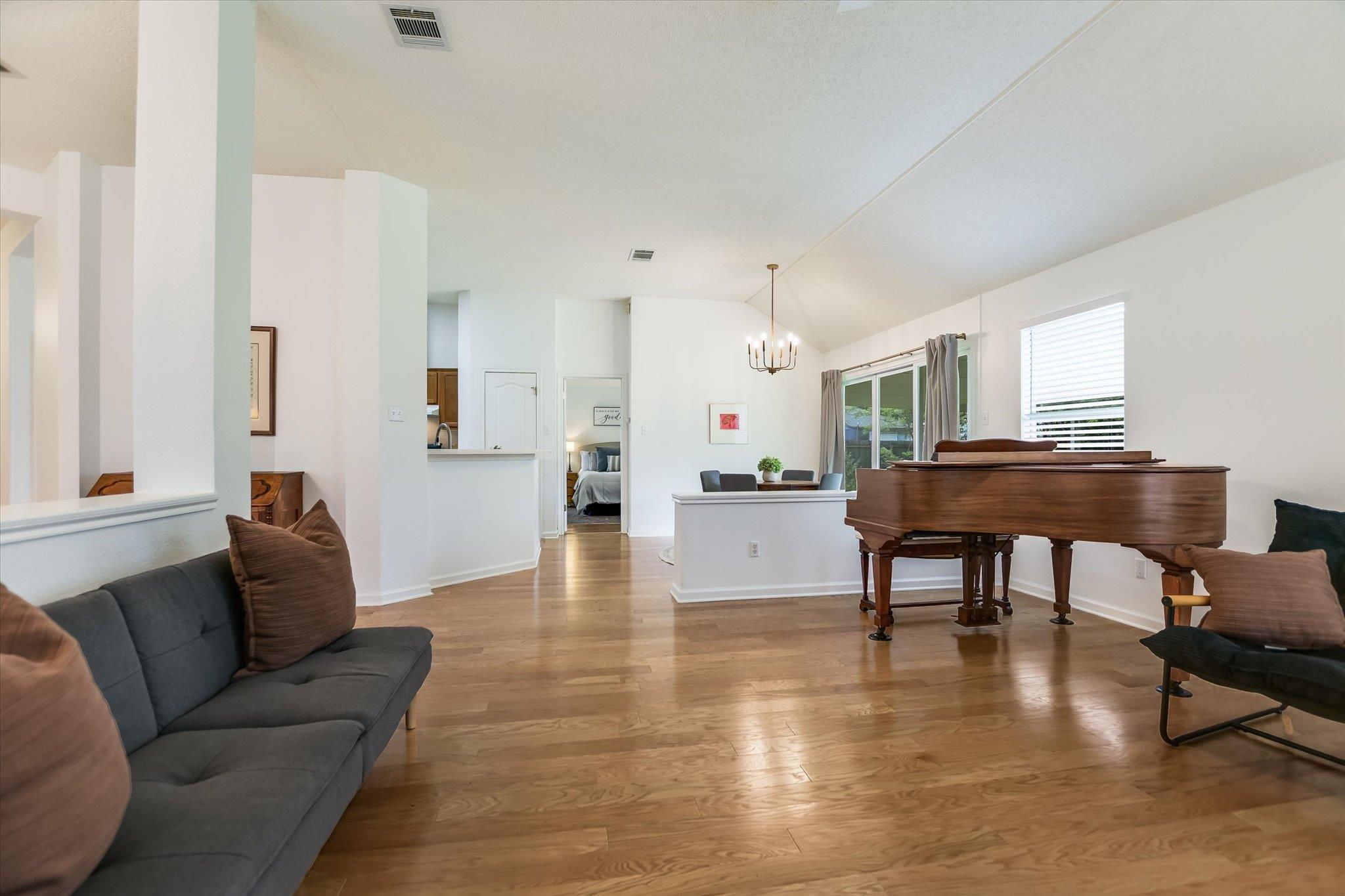 1202 Petunia Ln, Pflugerville, TX 78660