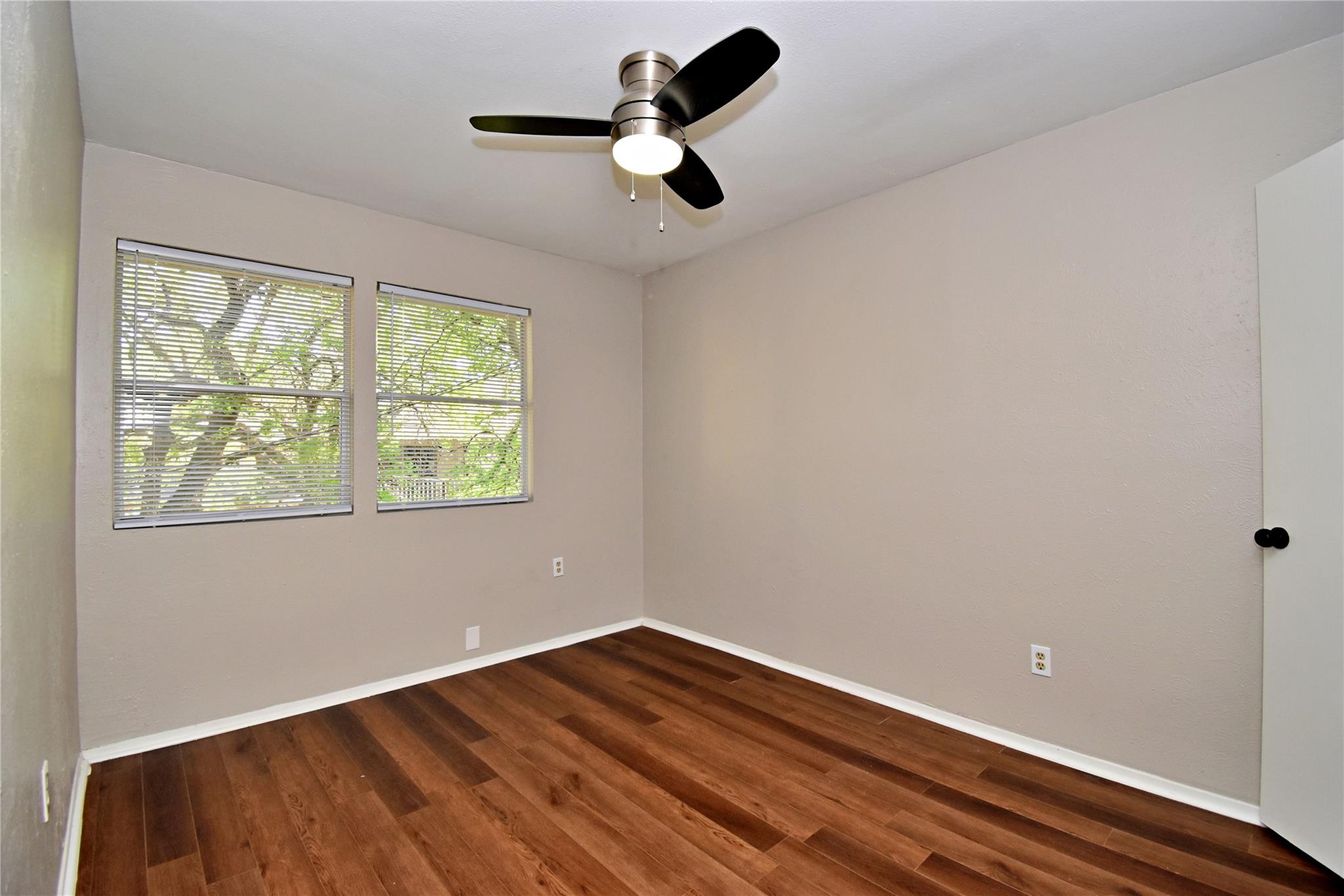 4411 Whispering Valley Dr # C, Austin, TX 78727