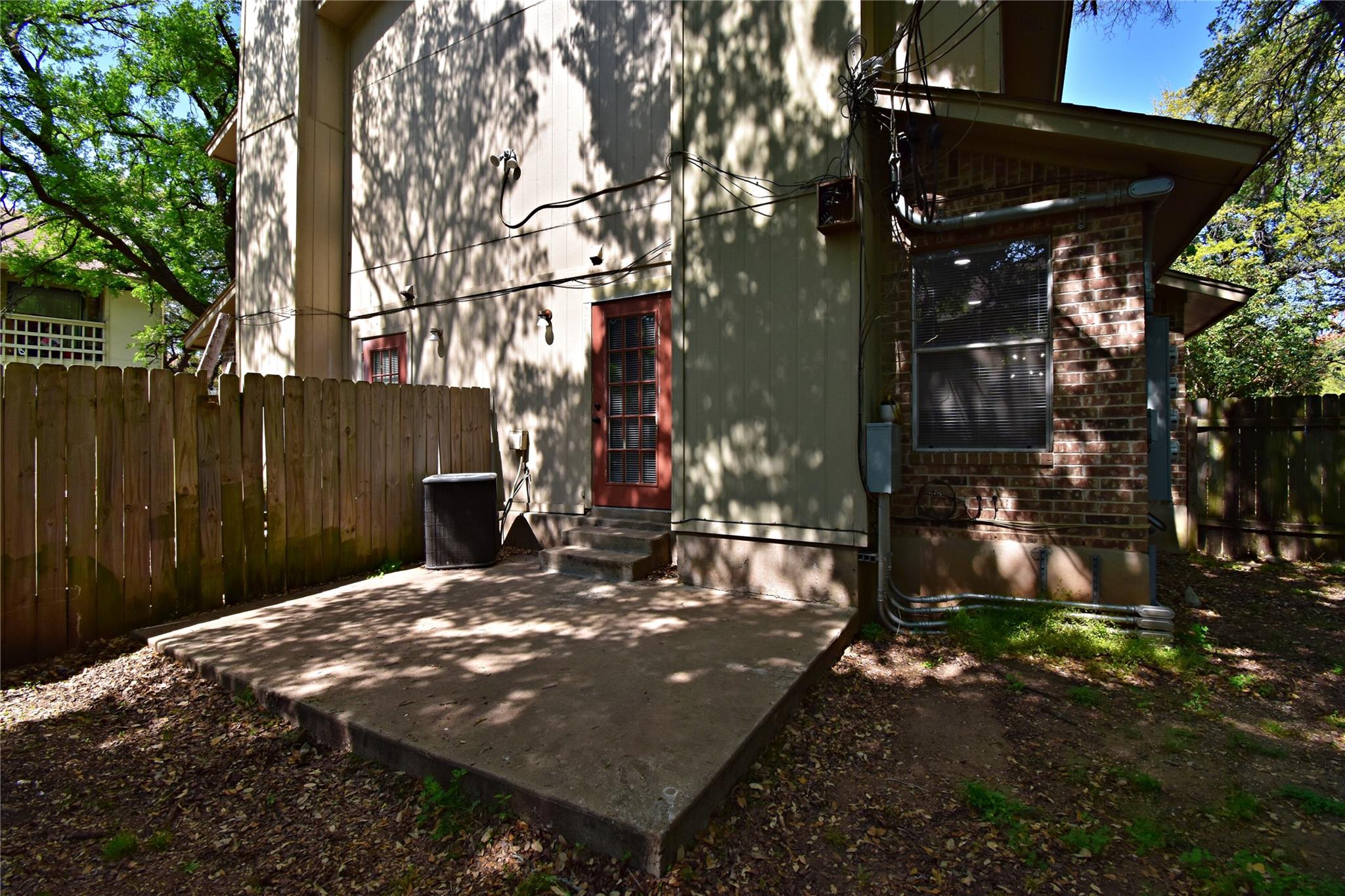 4411 Whispering Valley Dr # C, Austin, TX 78727