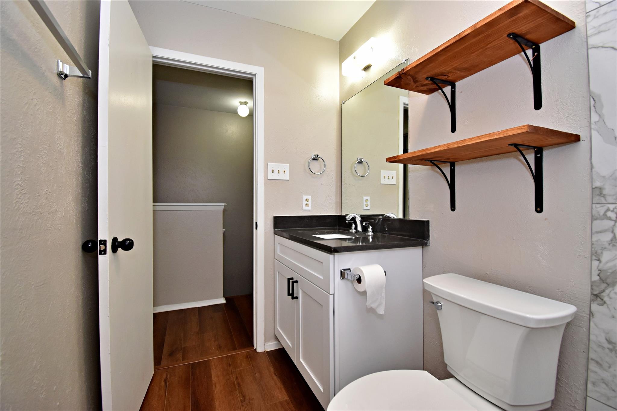 4411 Whispering Valley Dr # C, Austin, TX 78727