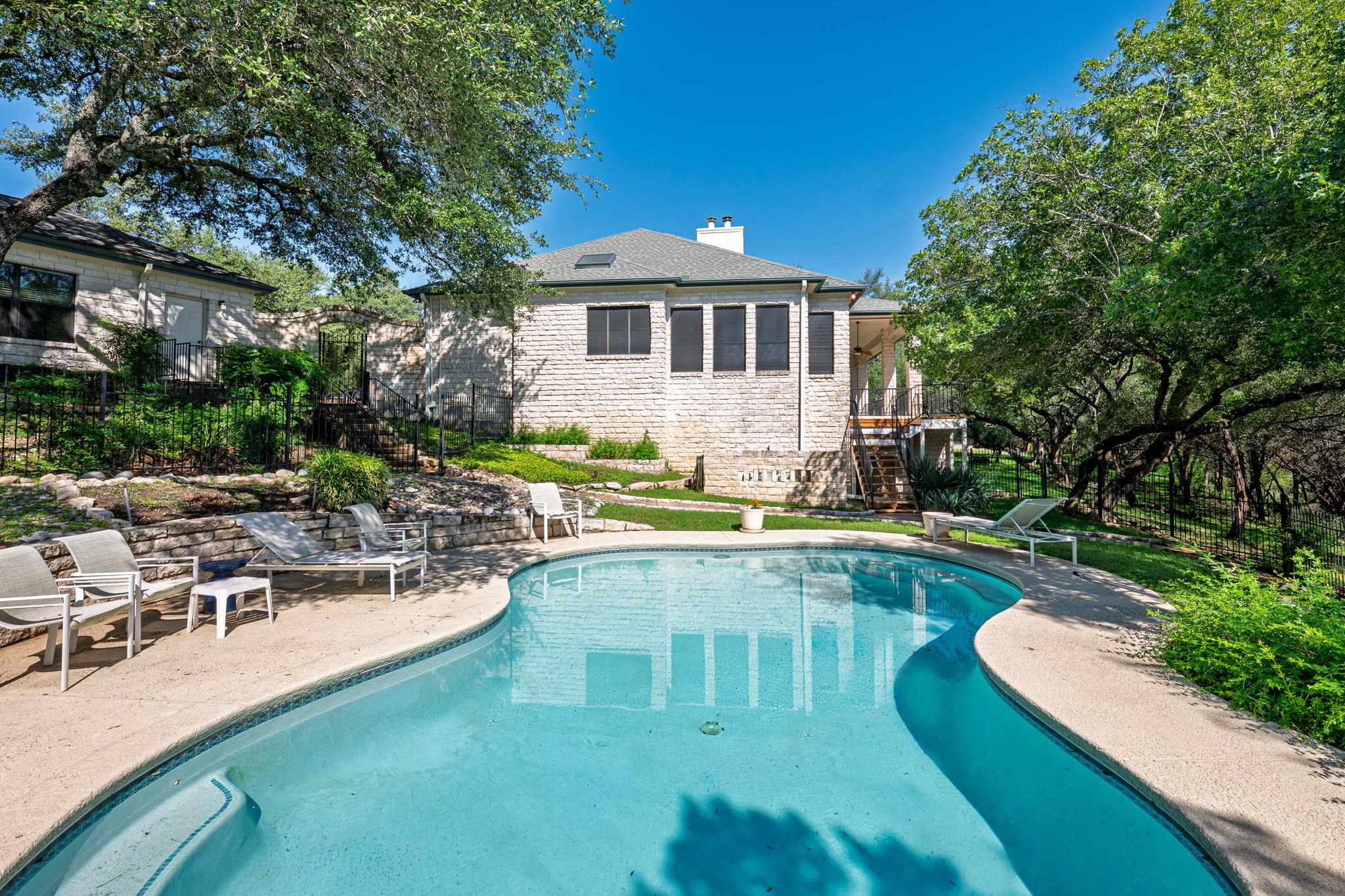 108 S El Reno Cv, Lakeway, TX 78734