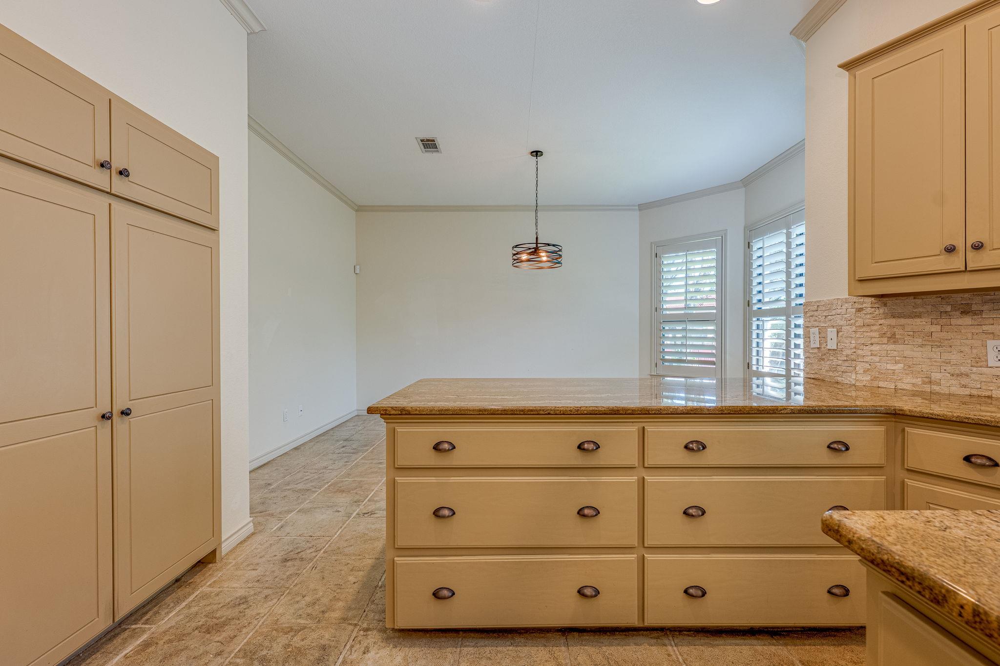 108 S El Reno Cv, Lakeway, TX 78734