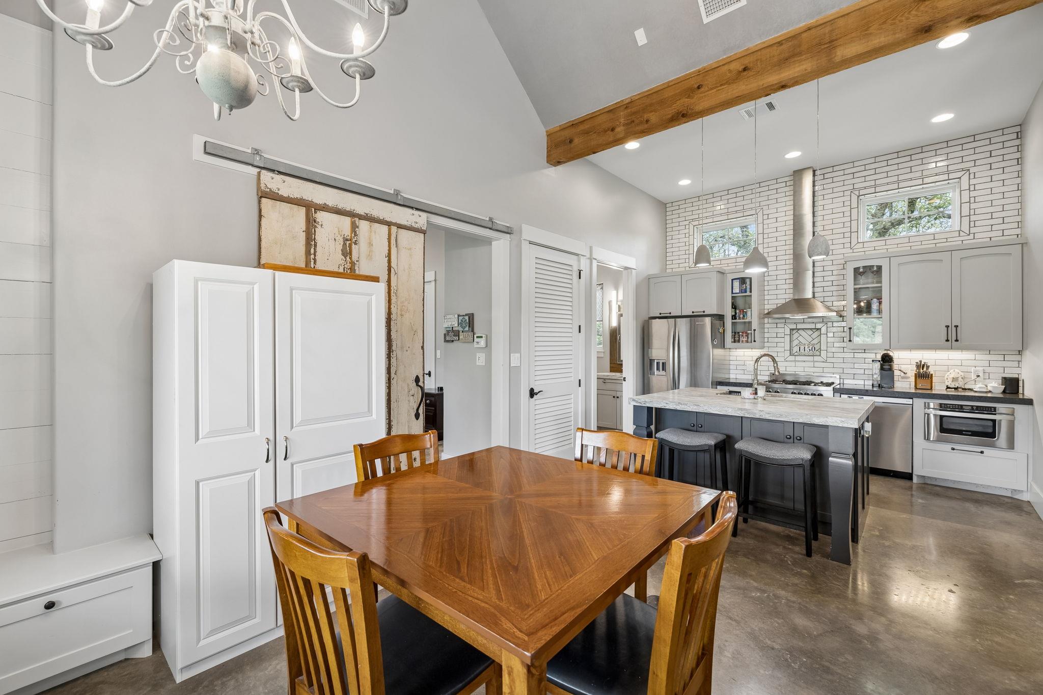 1450 Fm 2342, Kingsland, TX 78639