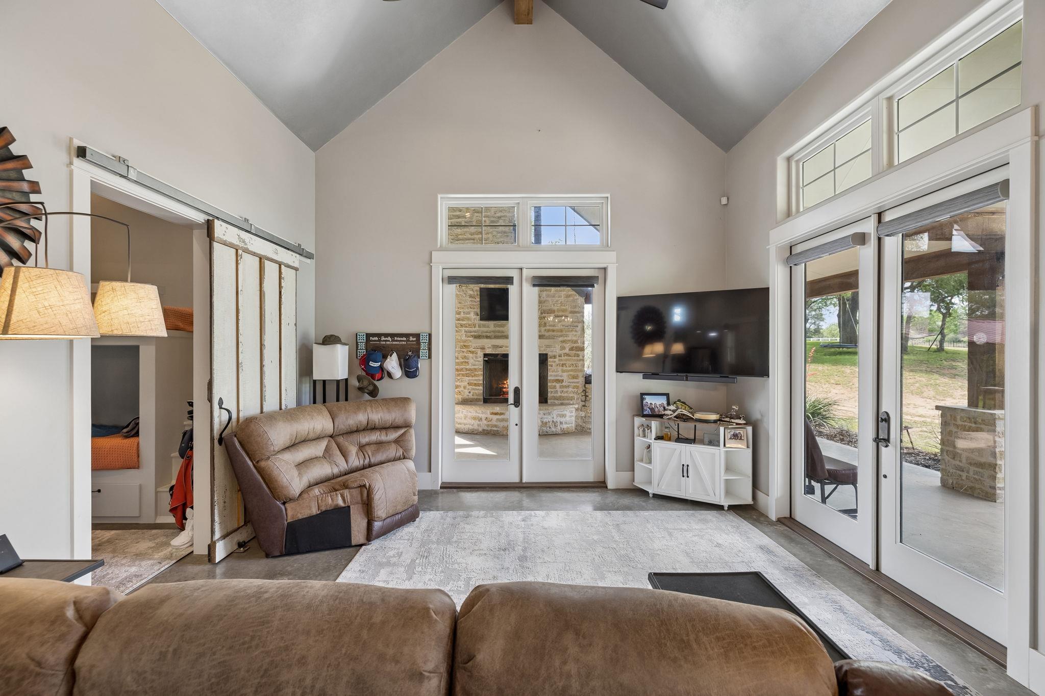 1450 Fm 2342, Kingsland, TX 78639