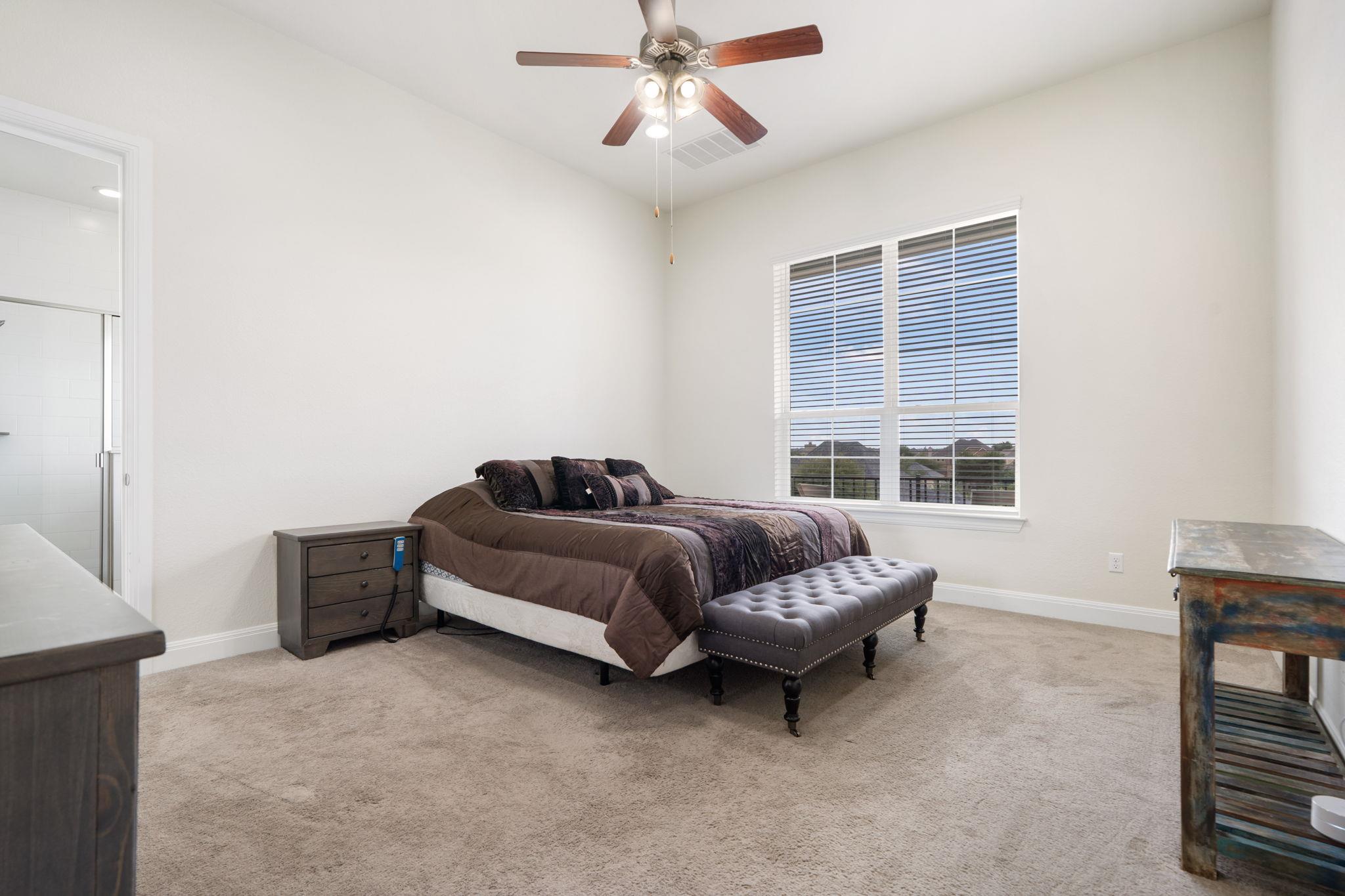 2304 Arroyo Grande Dr # 1, Leander, TX 78641