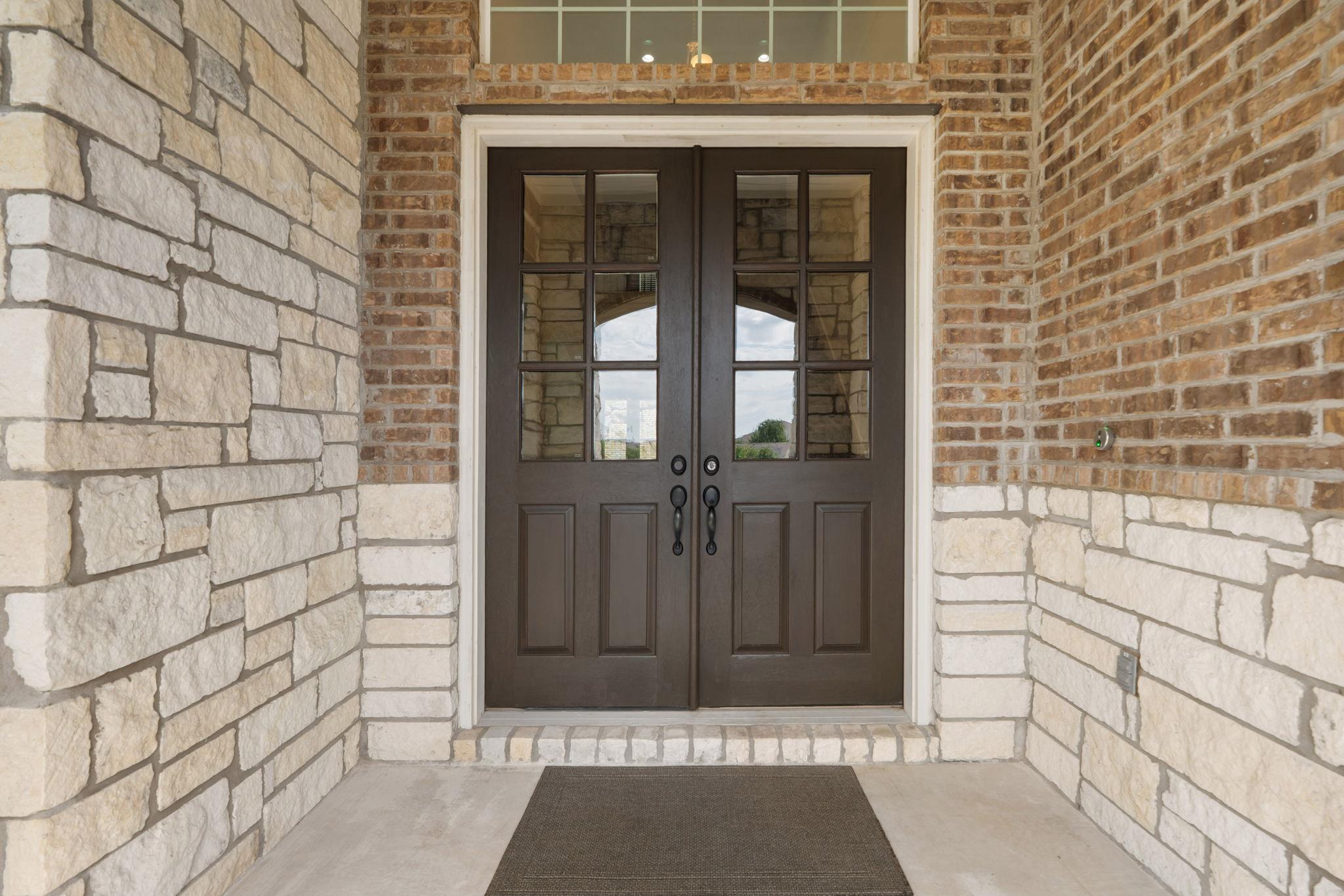 2304 Arroyo Grande Dr # 1, Leander, TX 78641