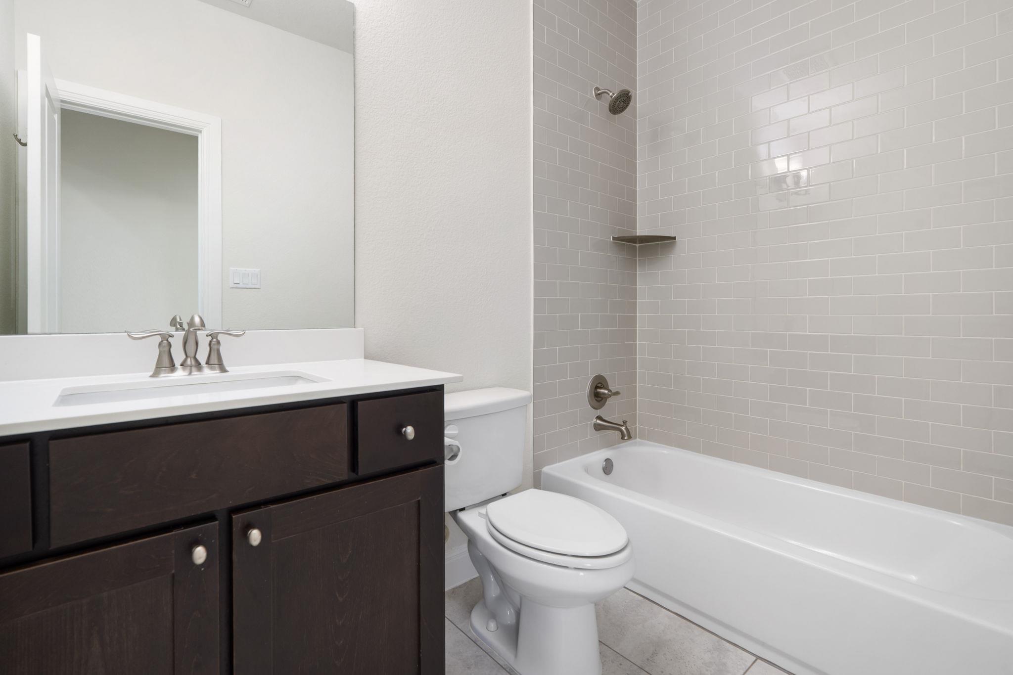 2304 Arroyo Grande Dr # 1, Leander, TX 78641