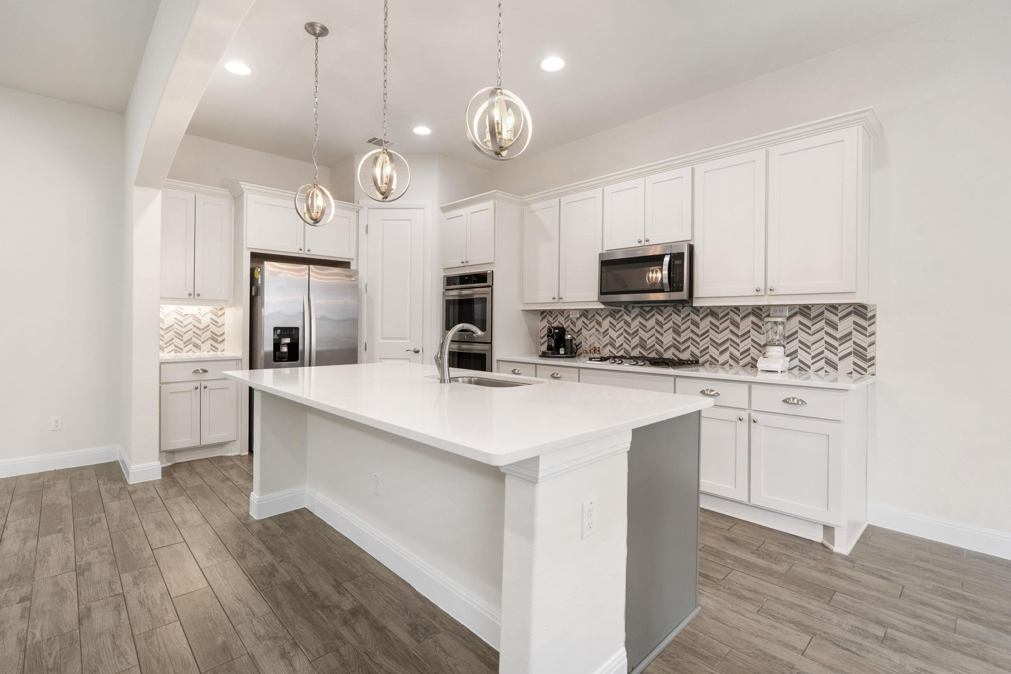 2304 Arroyo Grande Dr # 1, Leander, TX 78641