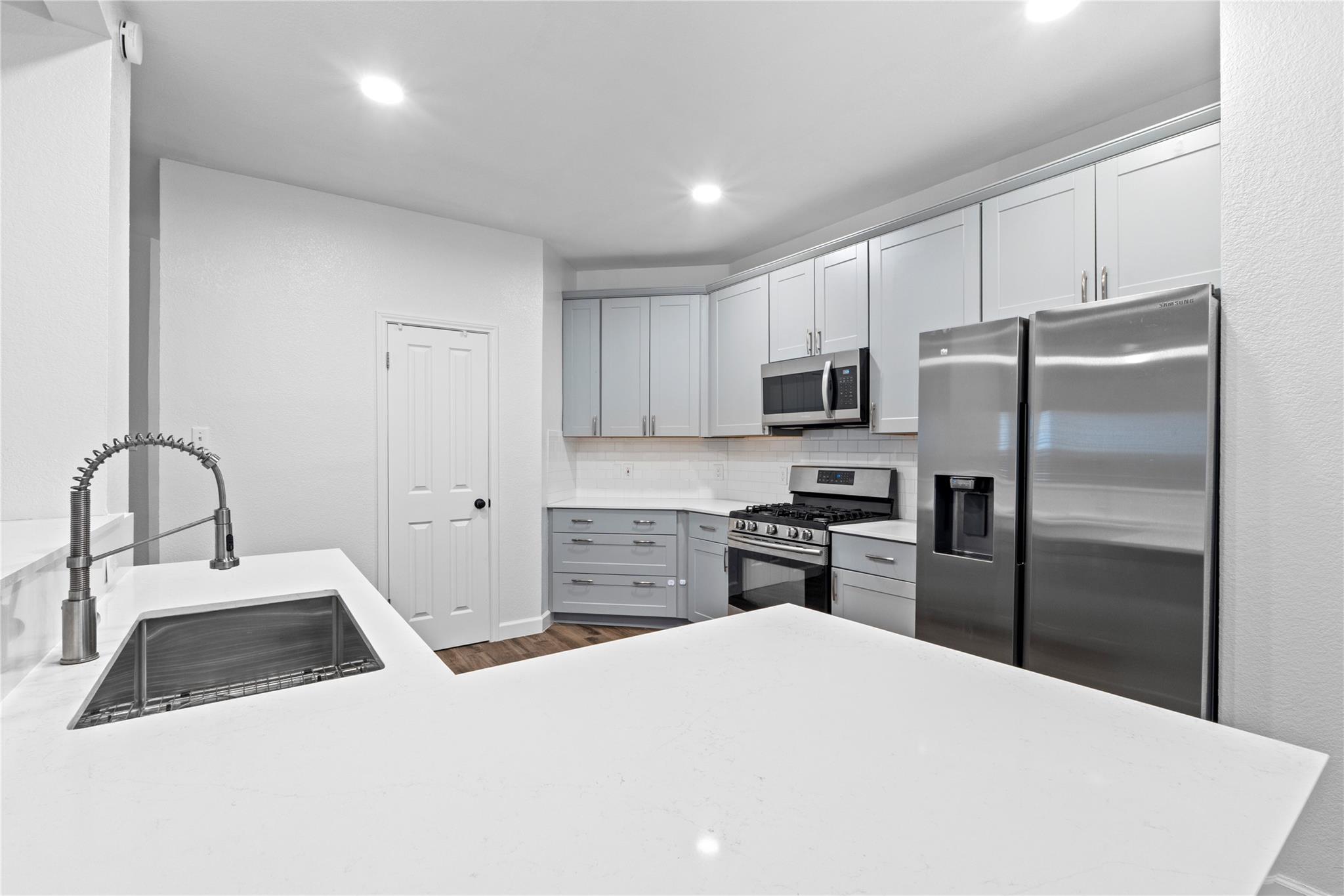 1700 Warwick Way, Cedar Park, TX 78613