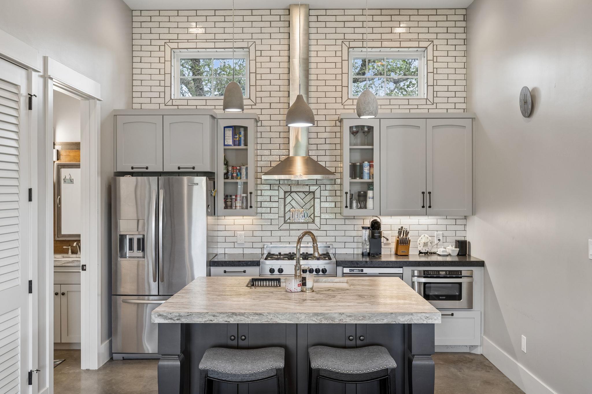 1450 Fm 2342, Kingsland, TX 78639