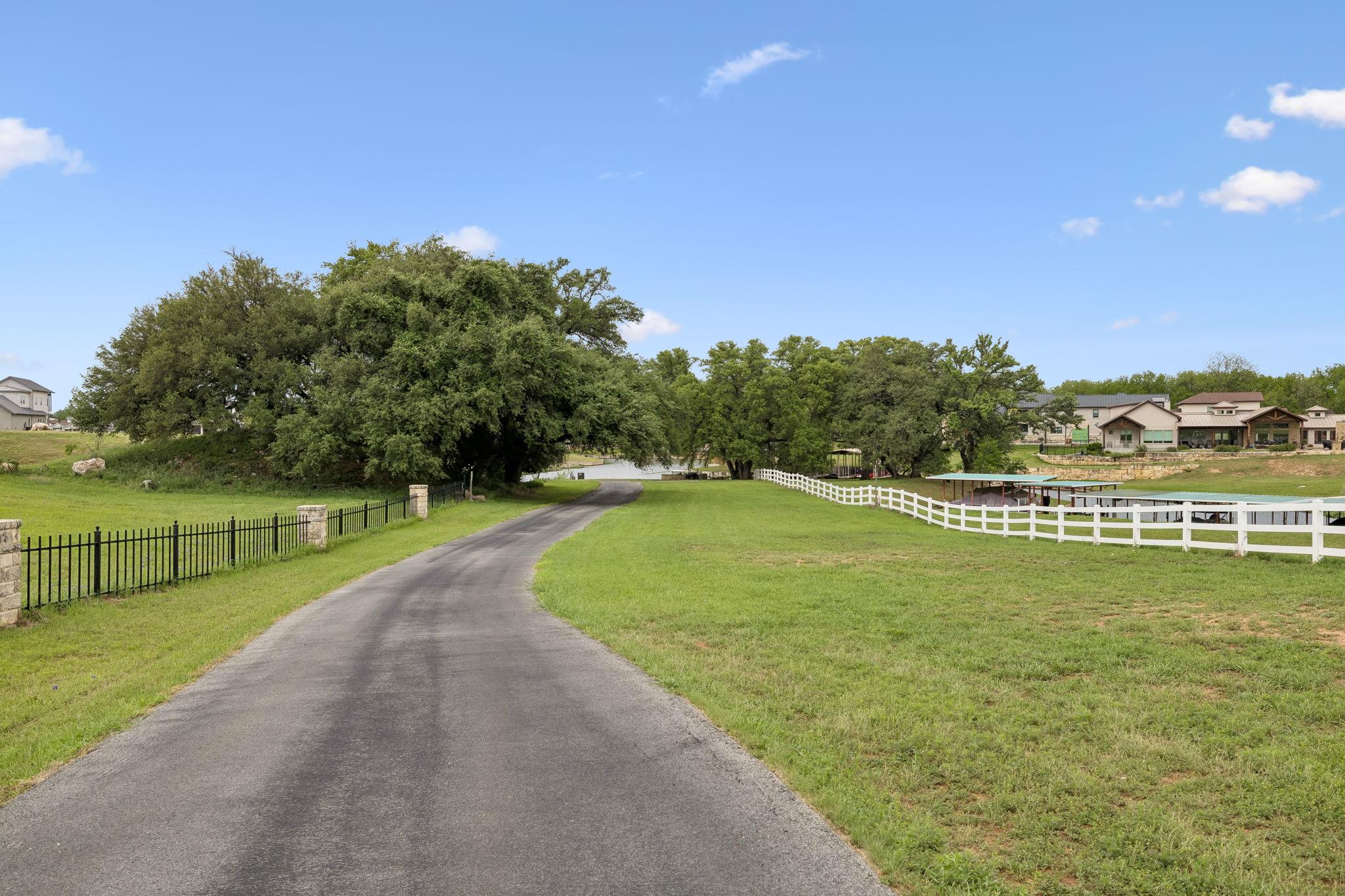 1450 Fm 2342, Kingsland, TX 78639