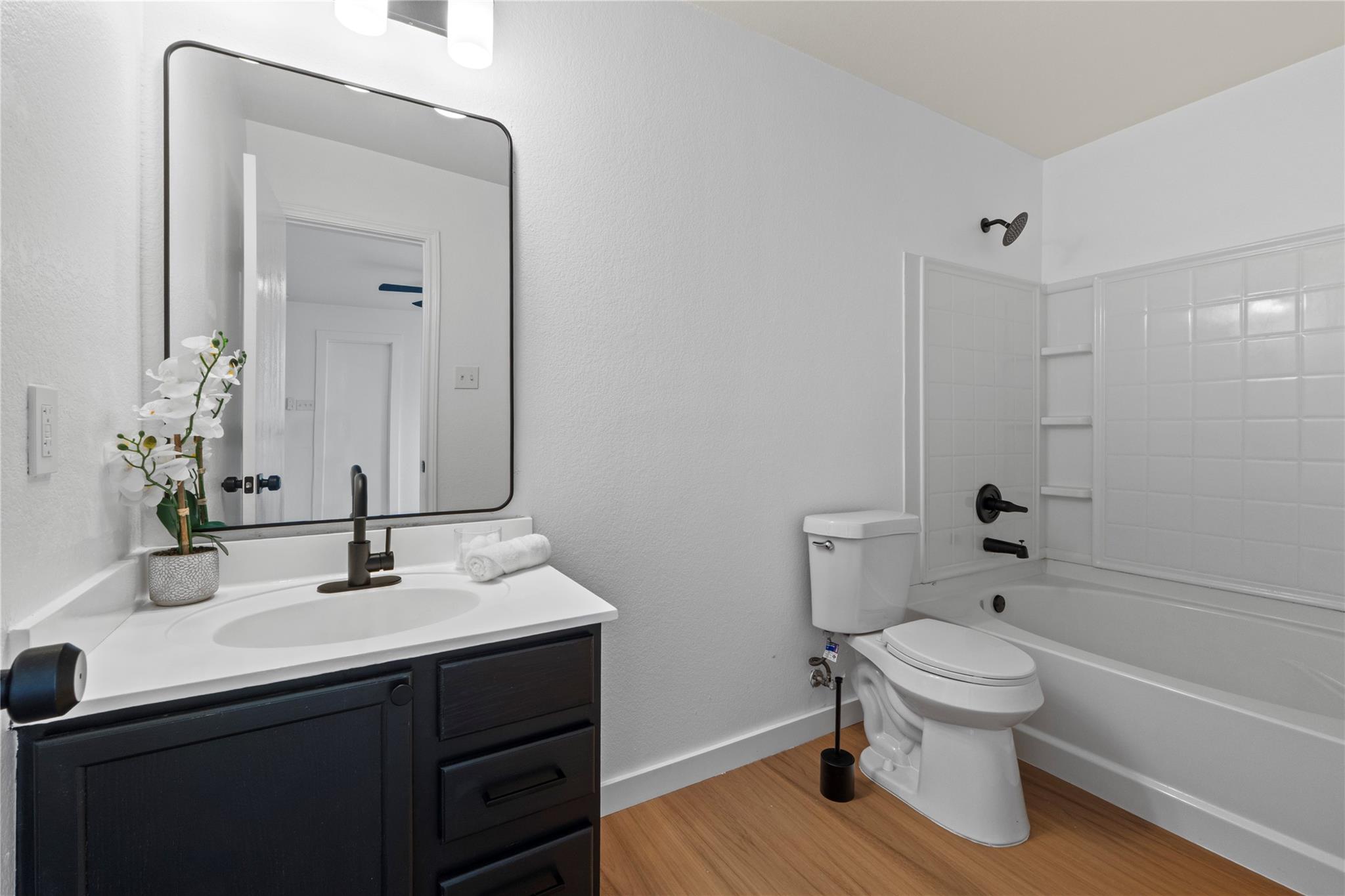 13213 Sea Biscuit Dr, Del Valle, TX 78617