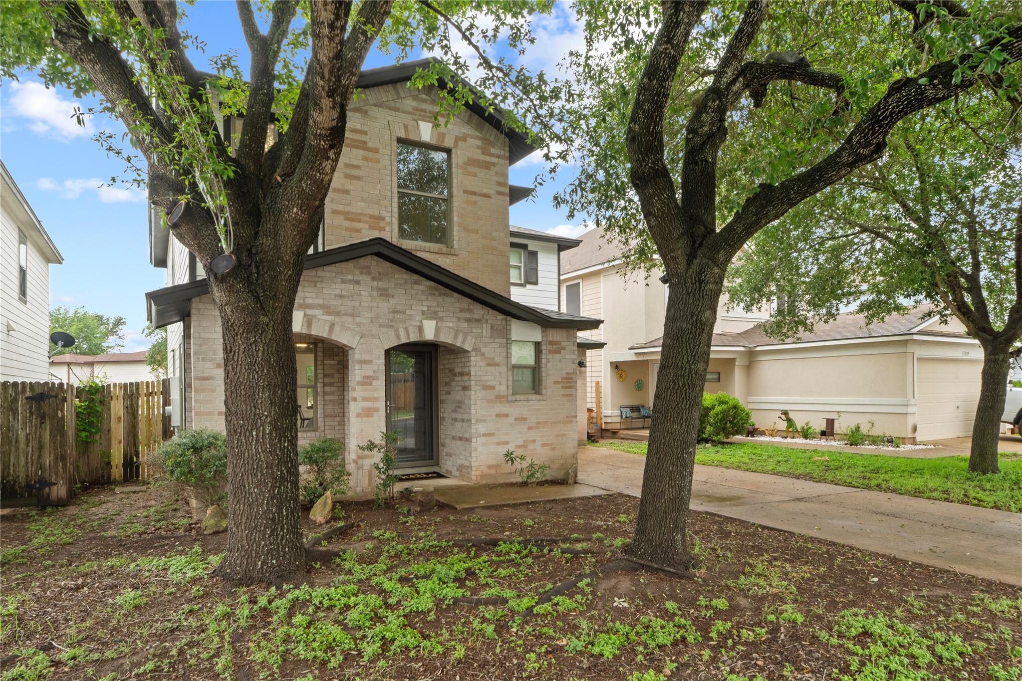 13213 Sea Biscuit Dr, Del Valle, TX 78617