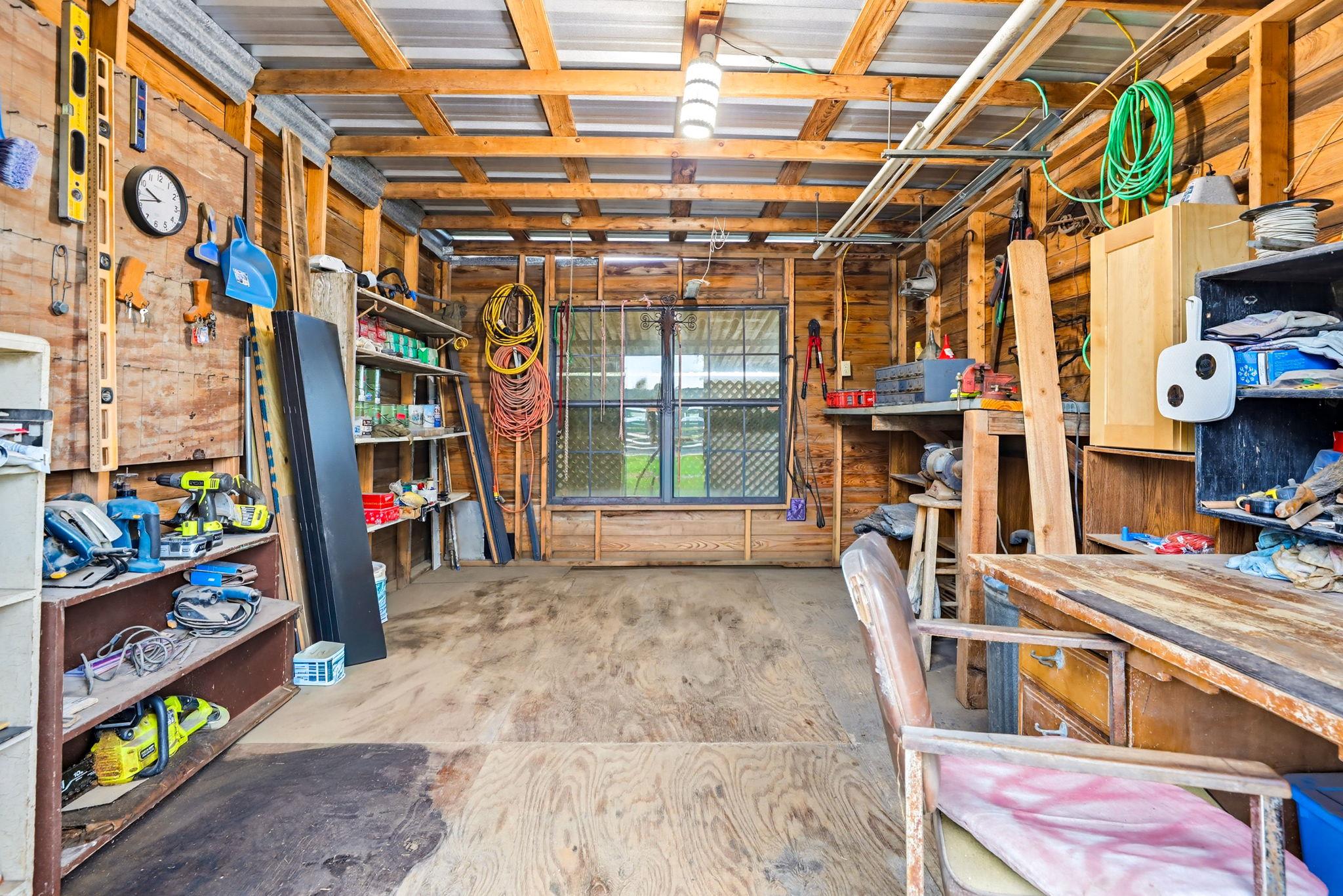 269 Callihan Rd, Lockhart, TX 78644