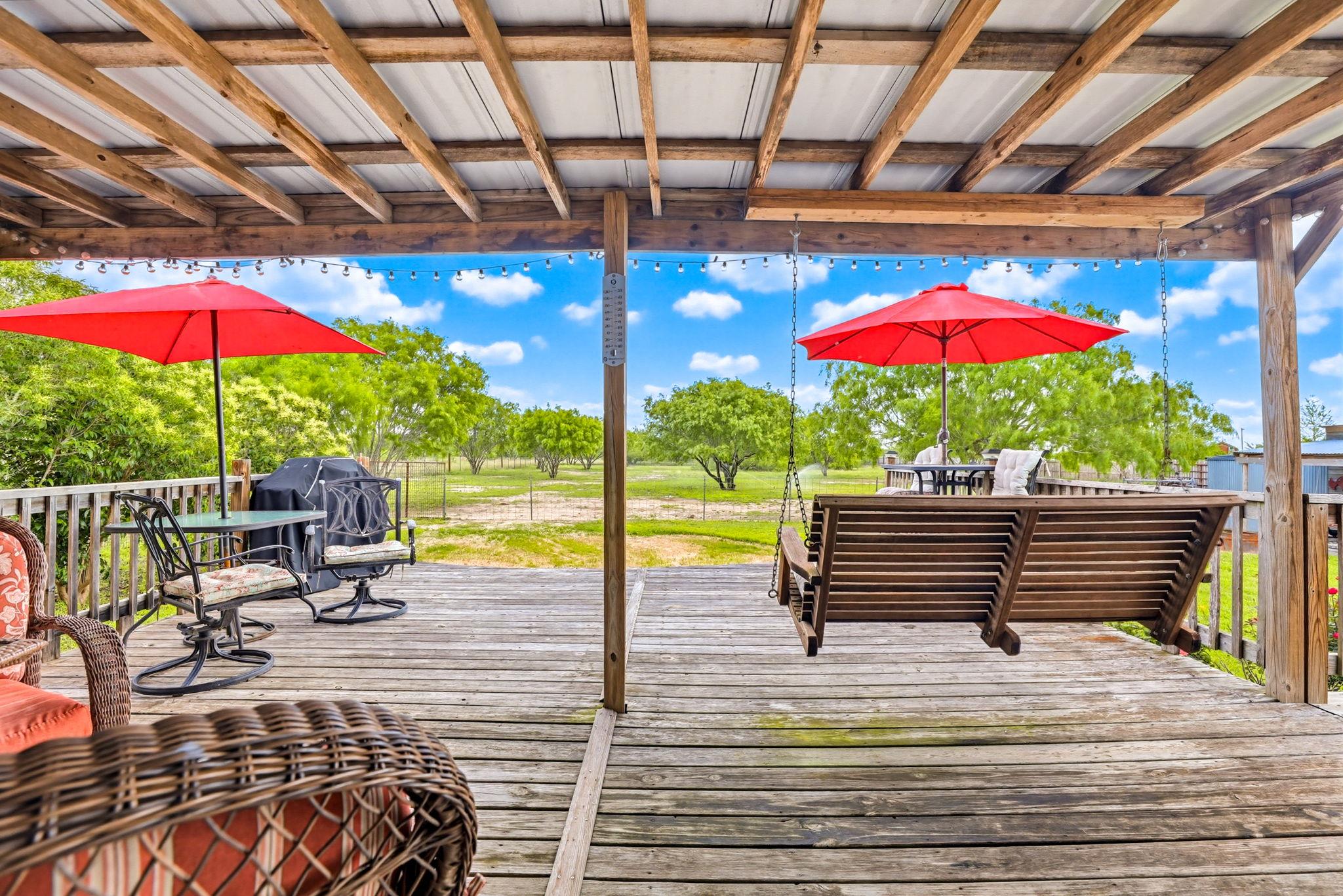 269 Callihan Rd, Lockhart, TX 78644