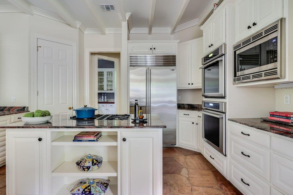 102 Wood Trl, West Lake Hills, TX 78746