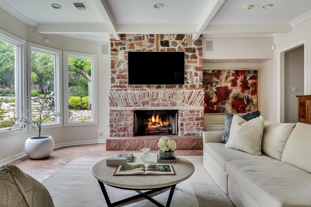 102 Wood Trl, West Lake Hills, TX 78746