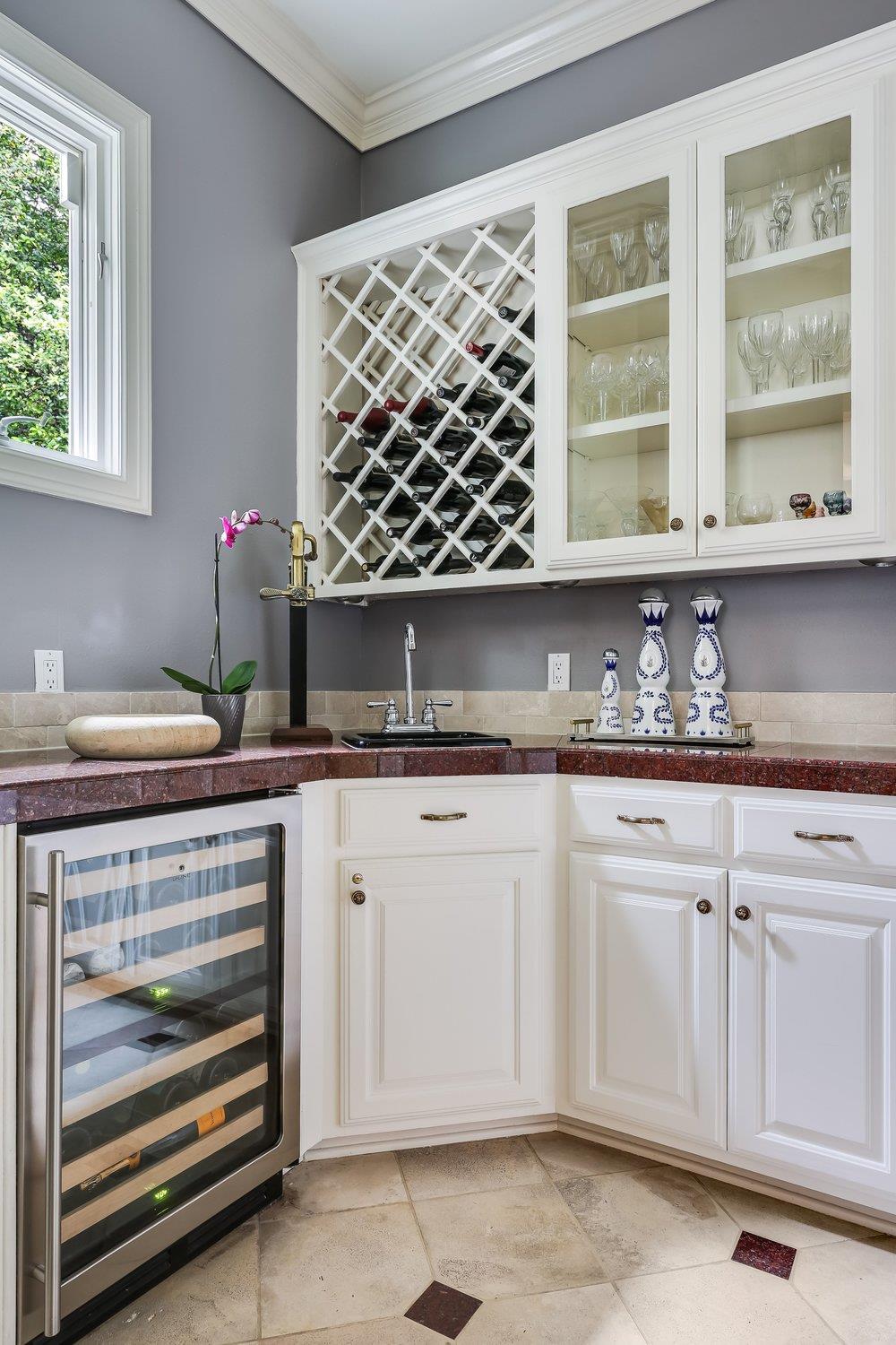 102 Wood Trl, West Lake Hills, TX 78746