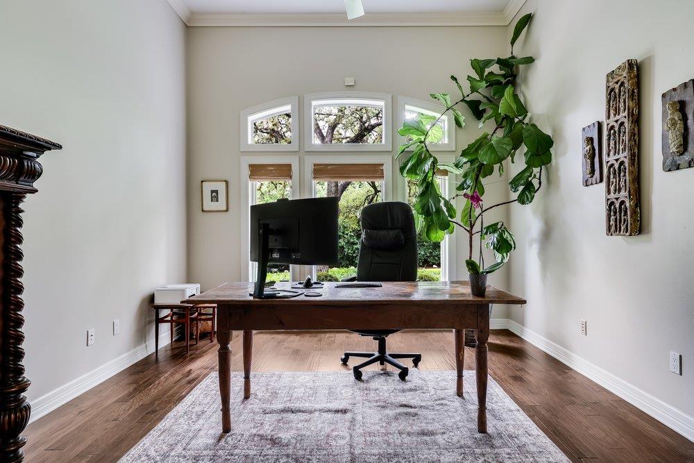 102 Wood Trl, West Lake Hills, TX 78746