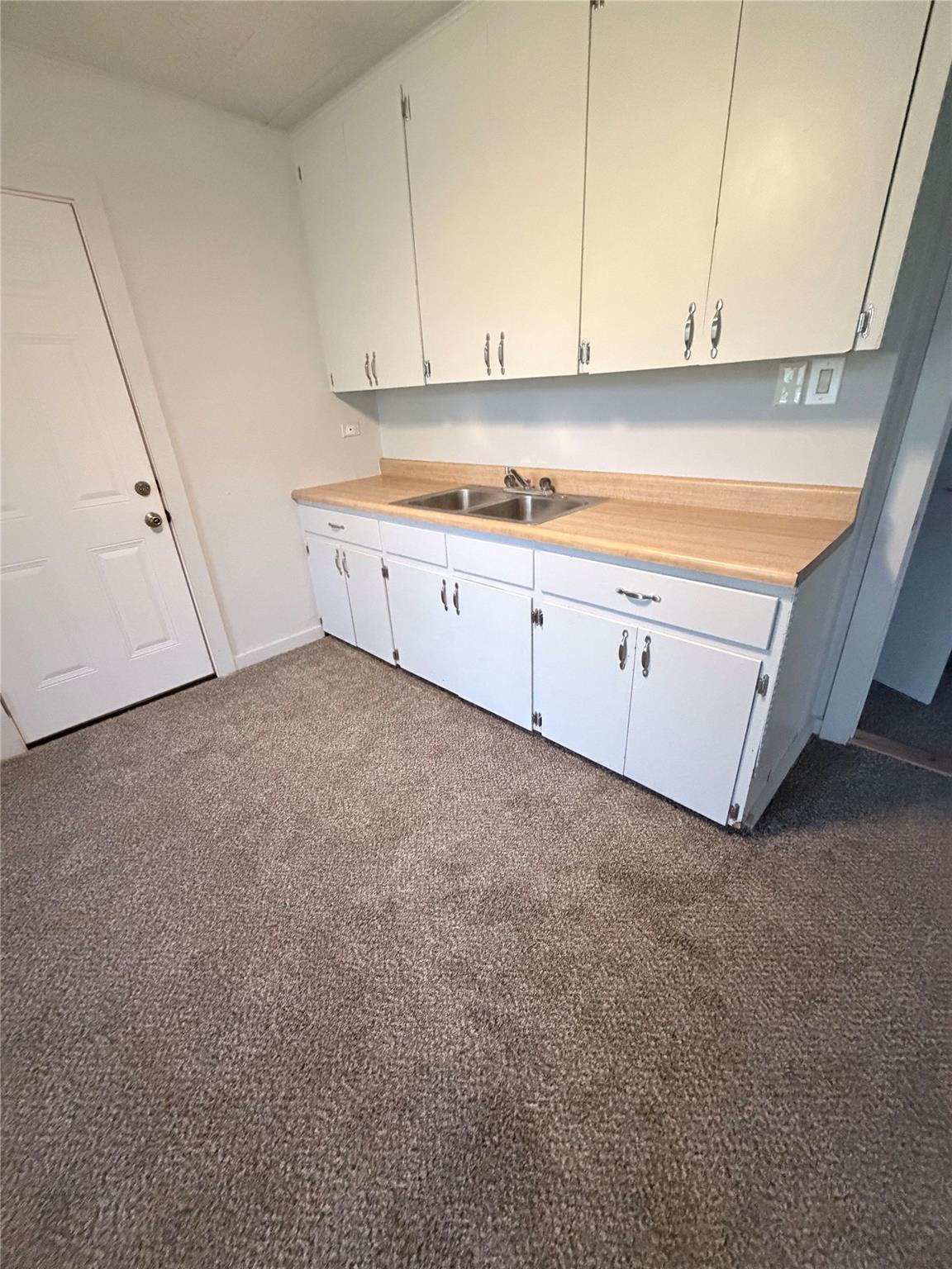 2208 N Cannes Dr, Cedar Park, TX 78613