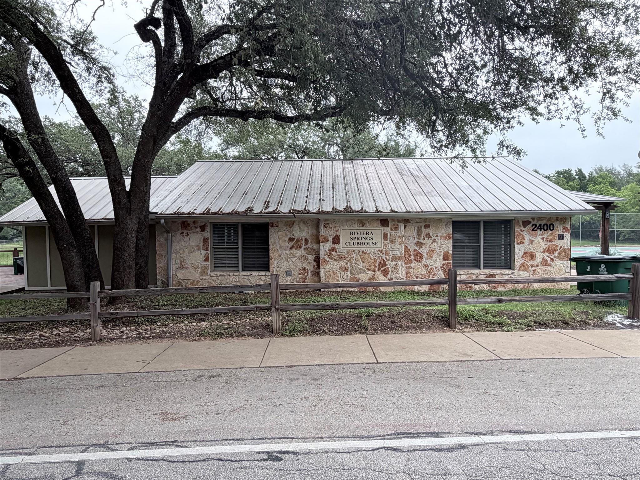 2208 N Cannes Dr, Cedar Park, TX 78613