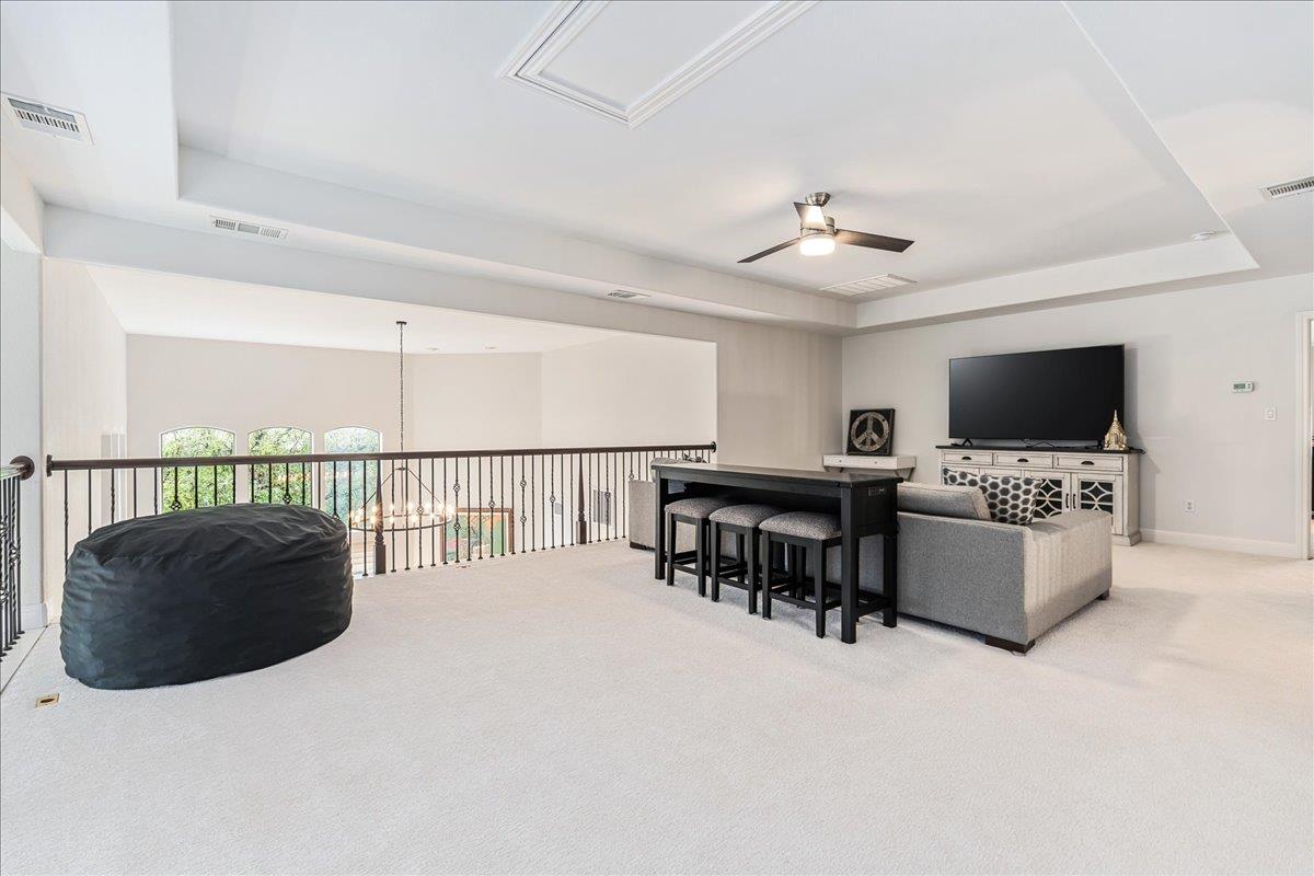 214 Varco Dr, Austin, TX 78738