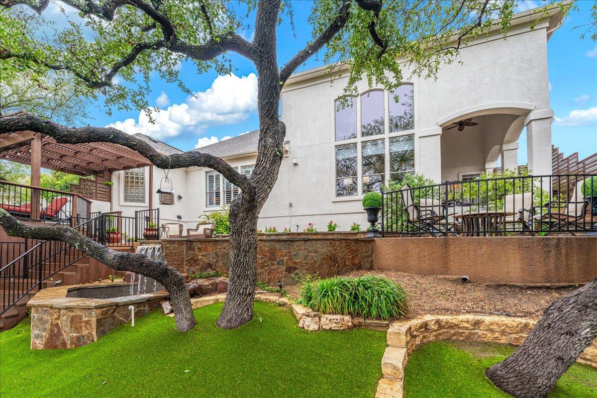 214 Varco Dr, Austin, TX 78738