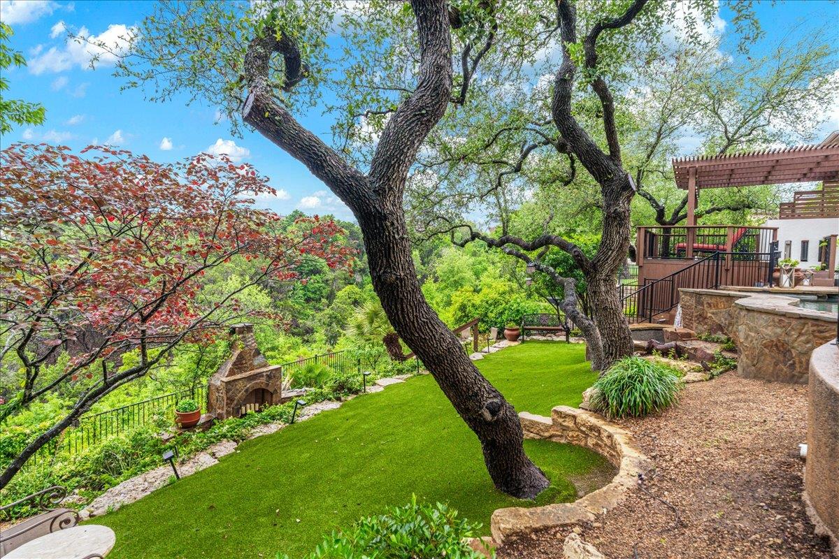 214 Varco Dr, Austin, TX 78738