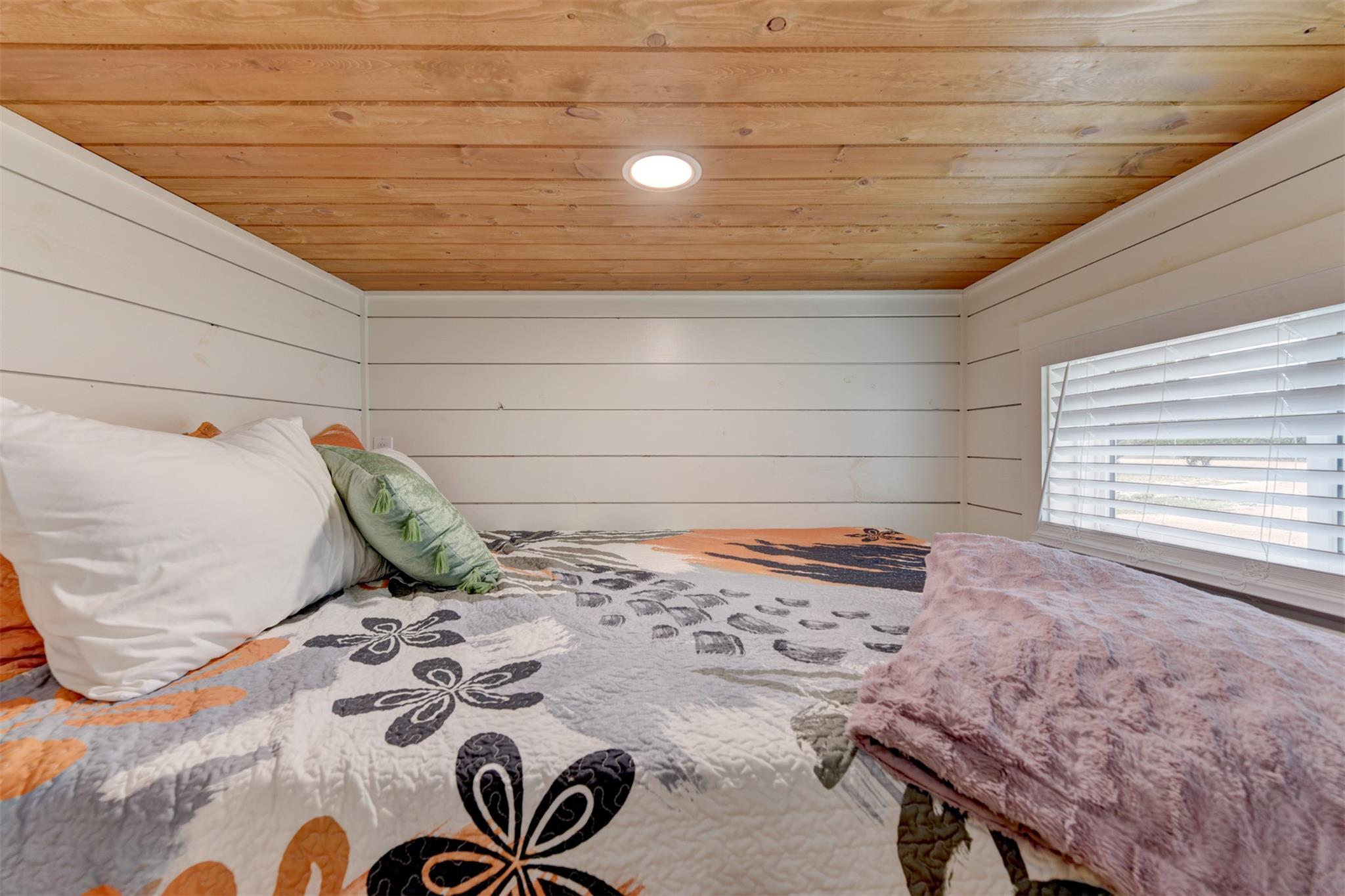 1156 Narrows Rd, Blanco, TX 78606