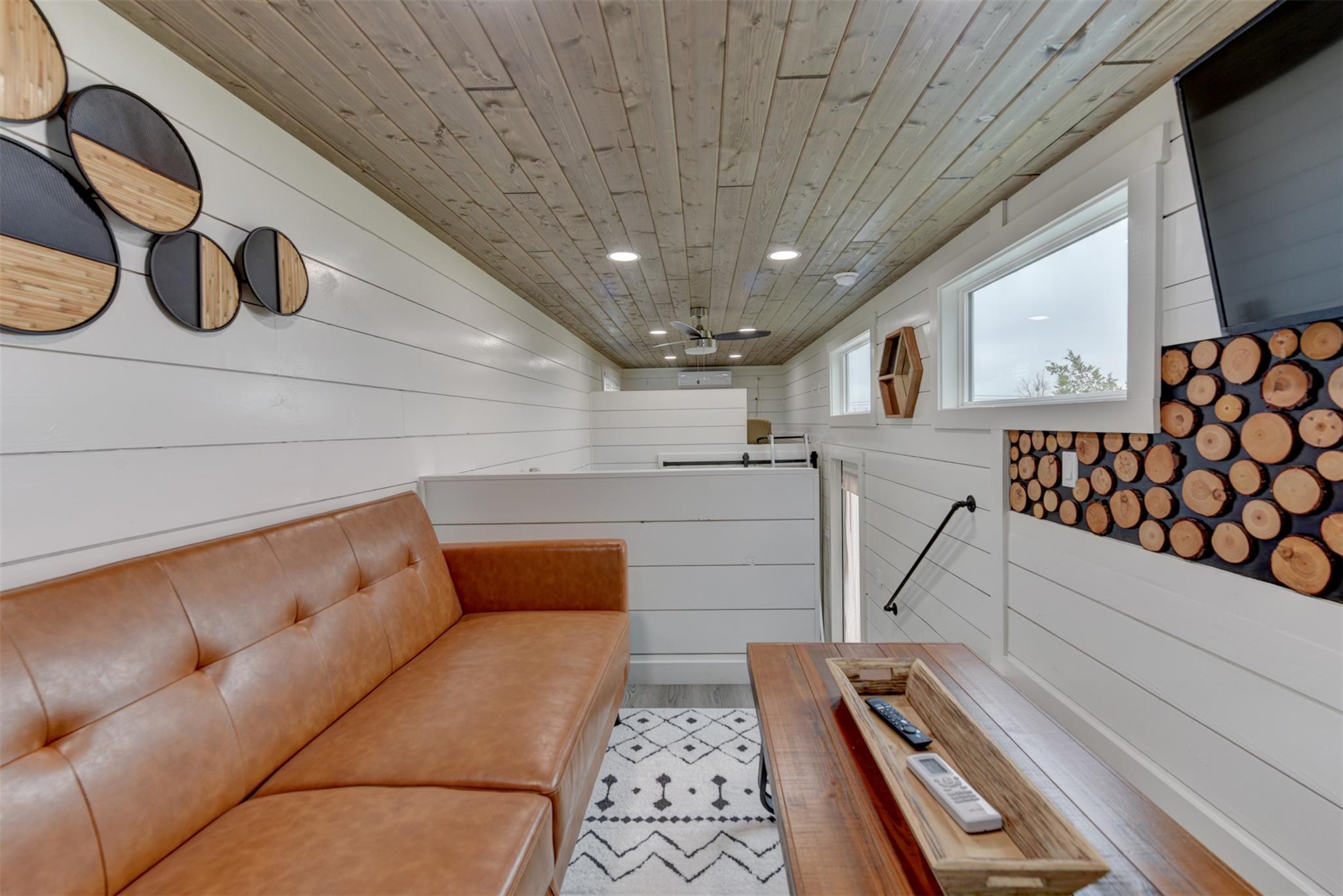 1156 Narrows Rd, Blanco, TX 78606