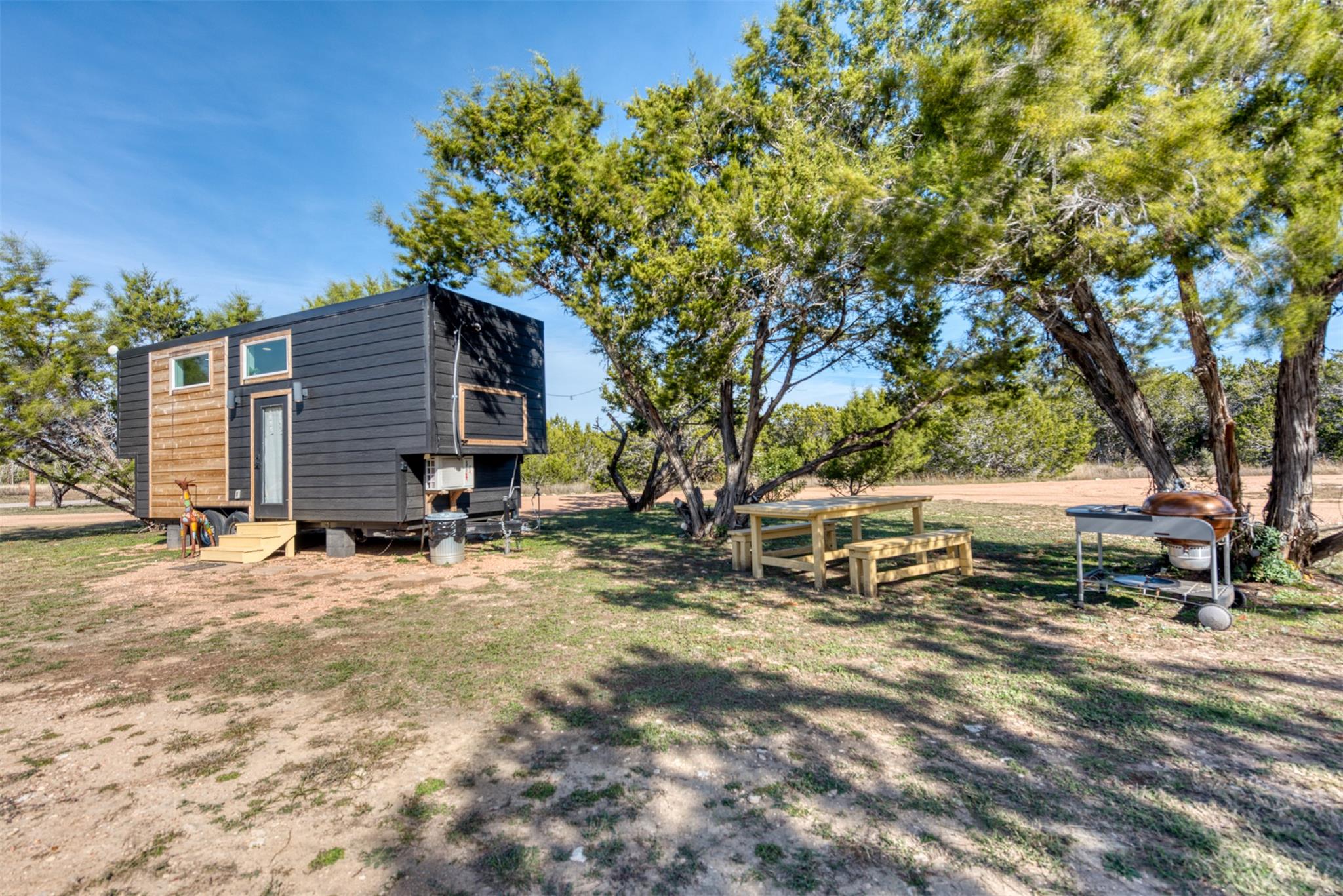 1156 Narrows Rd, Blanco, TX 78606