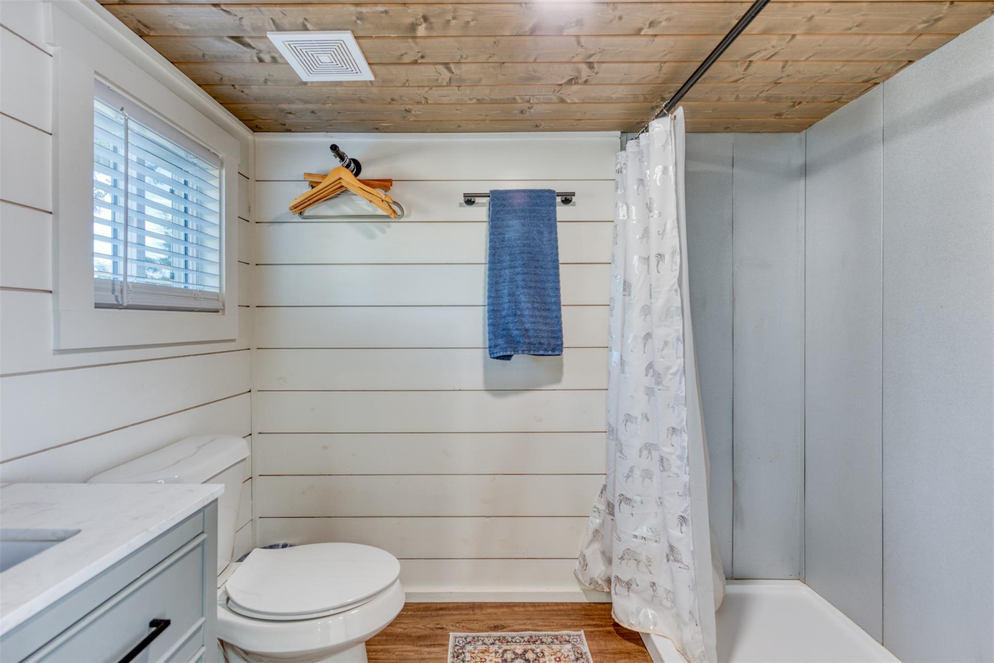 1156 Narrows Rd, Blanco, TX 78606