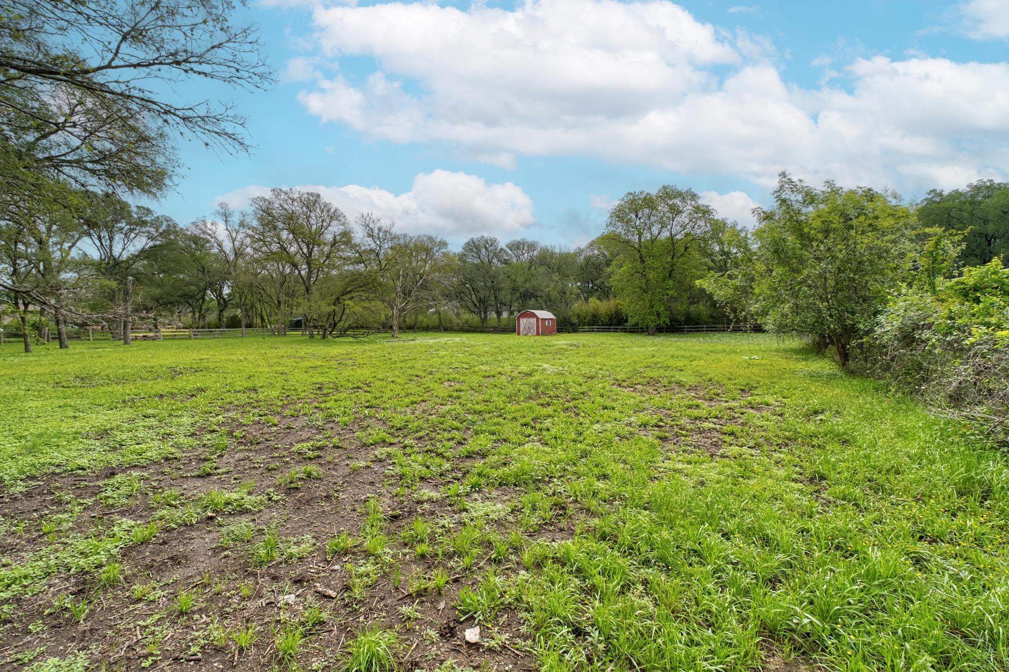 7 Pillow Rd, Sunset Valley, TX 78745