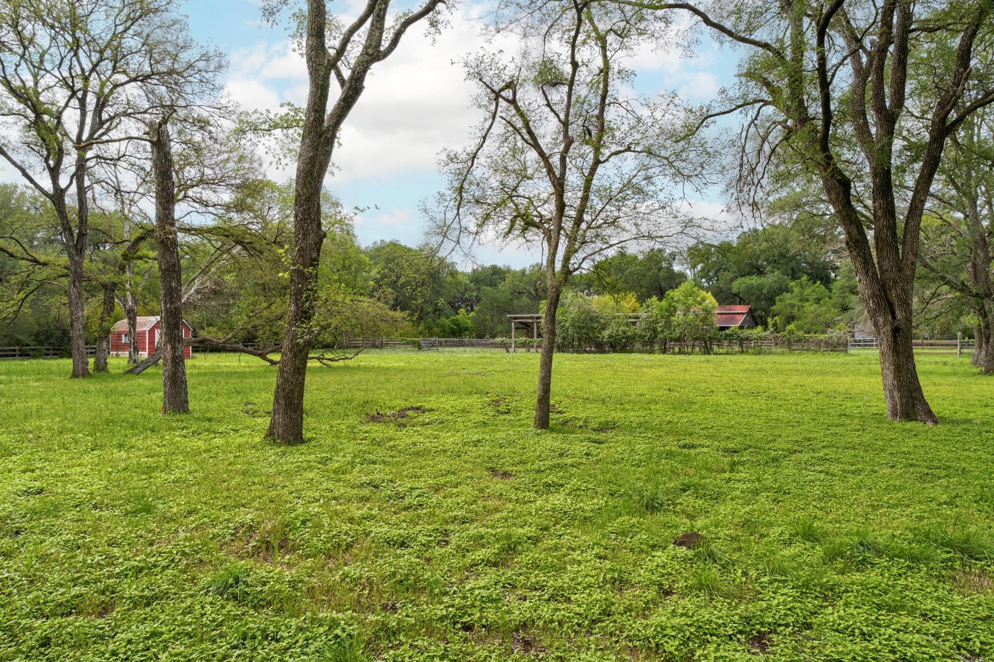 7 Pillow Rd, Sunset Valley, TX 78745