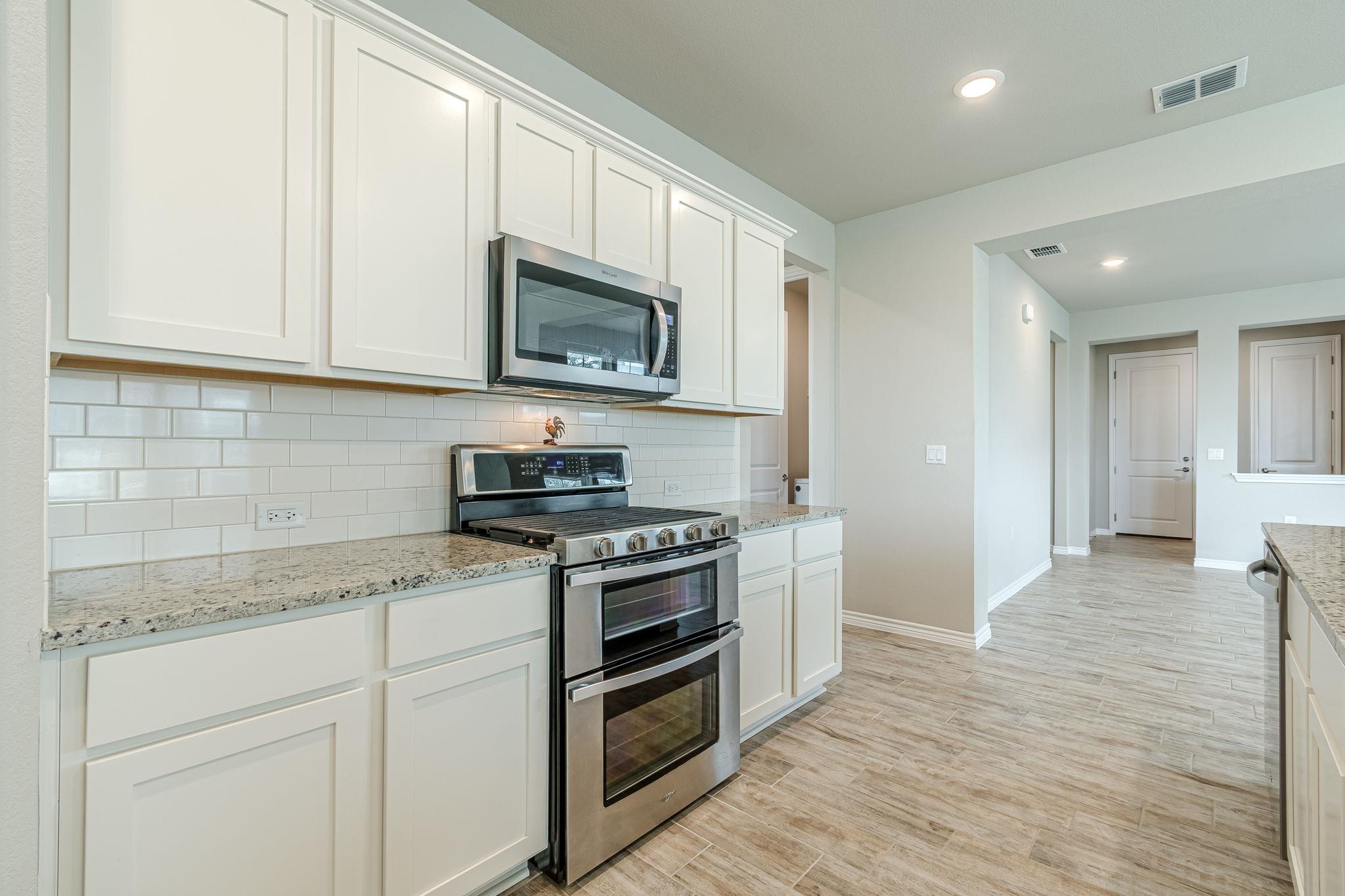 404 Eagle Dr # 101, San Marcos, TX 78666