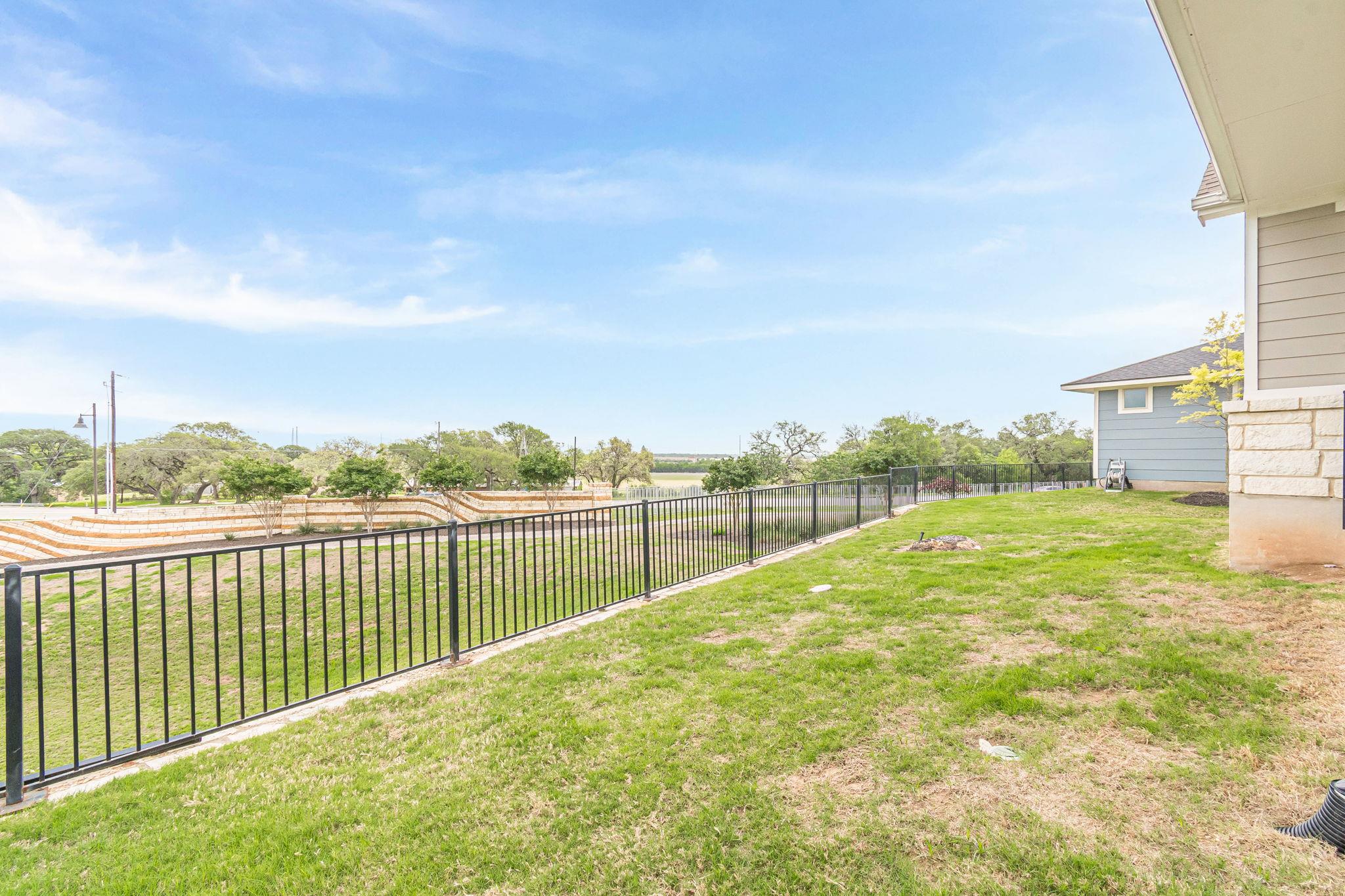 404 Eagle Dr # 101, San Marcos, TX 78666