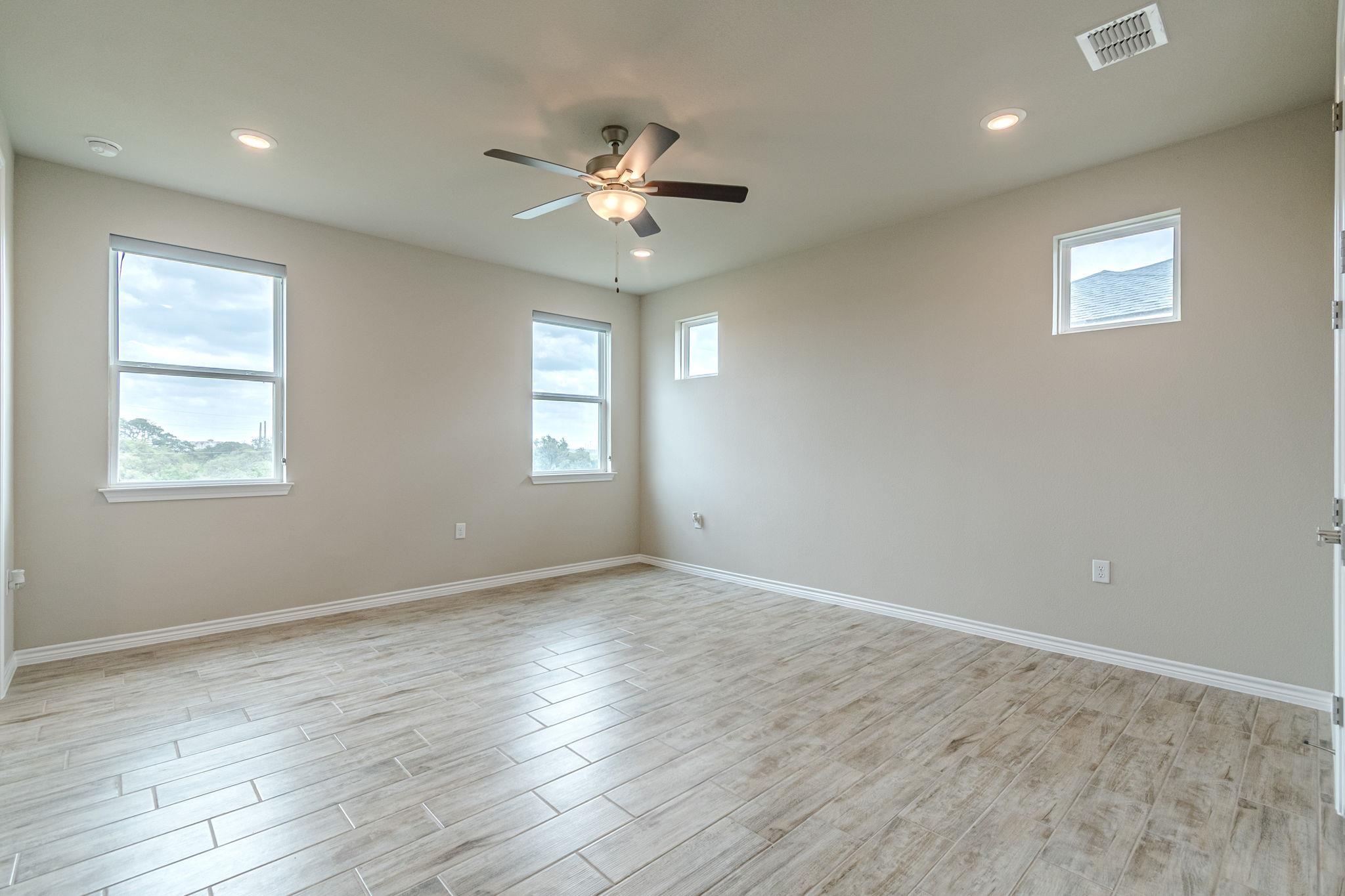 404 Eagle Dr # 101, San Marcos, TX 78666