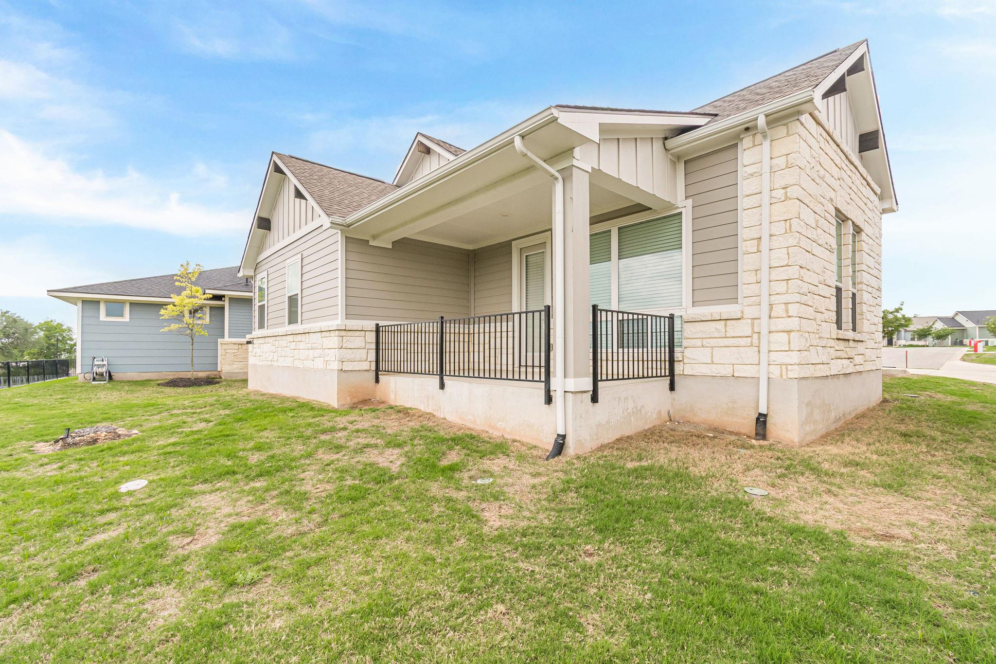 404 Eagle Dr # 101, San Marcos, TX 78666