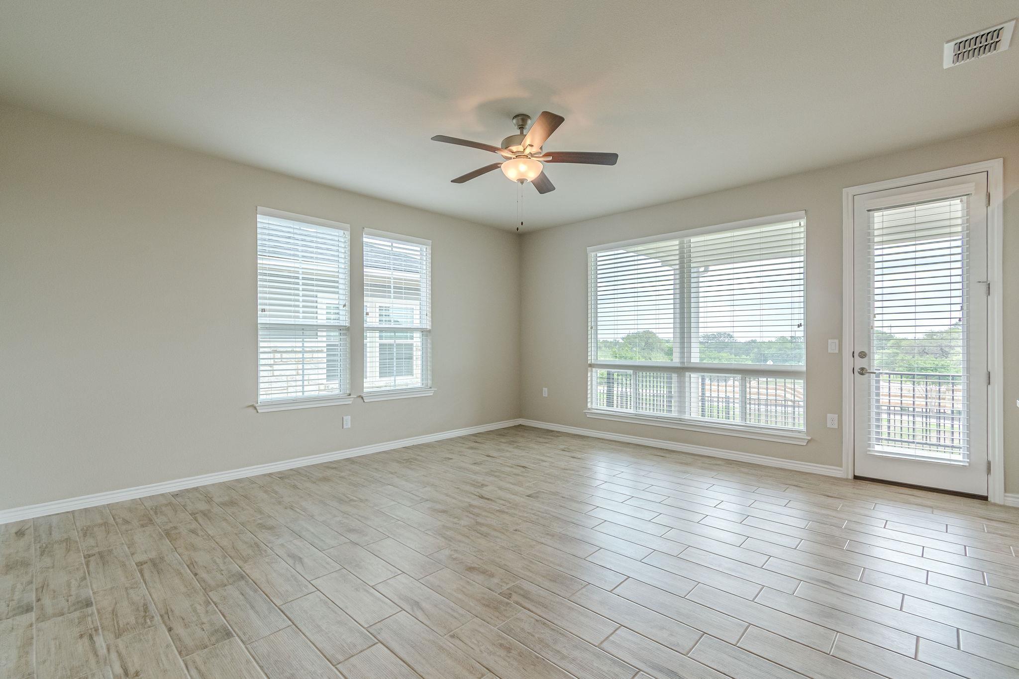 404 Eagle Dr # 101, San Marcos, TX 78666