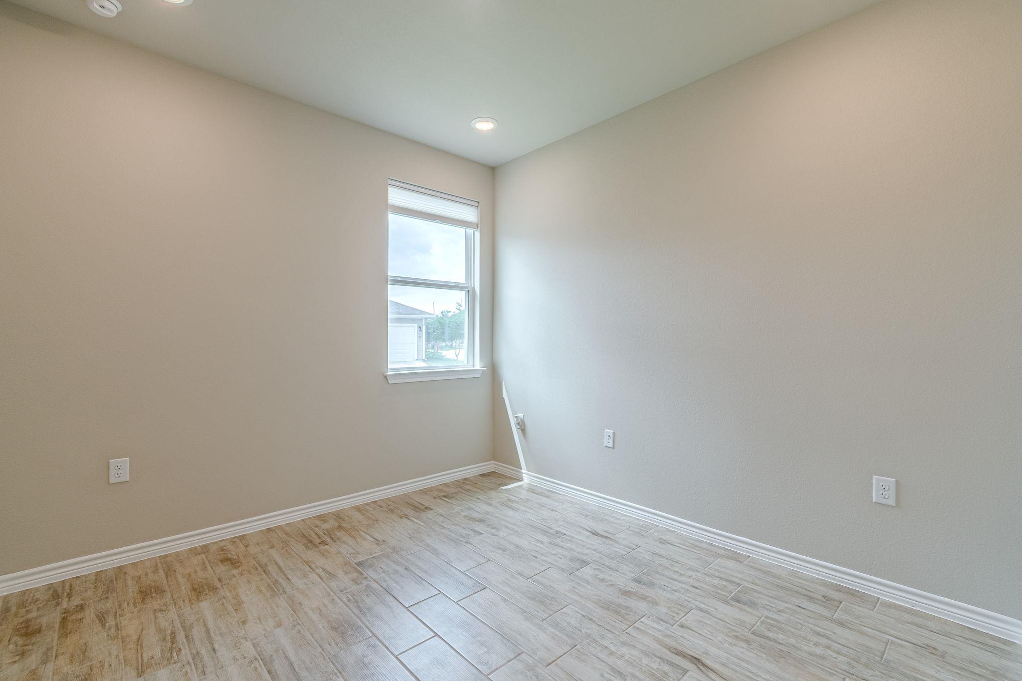 404 Eagle Dr # 101, San Marcos, TX 78666