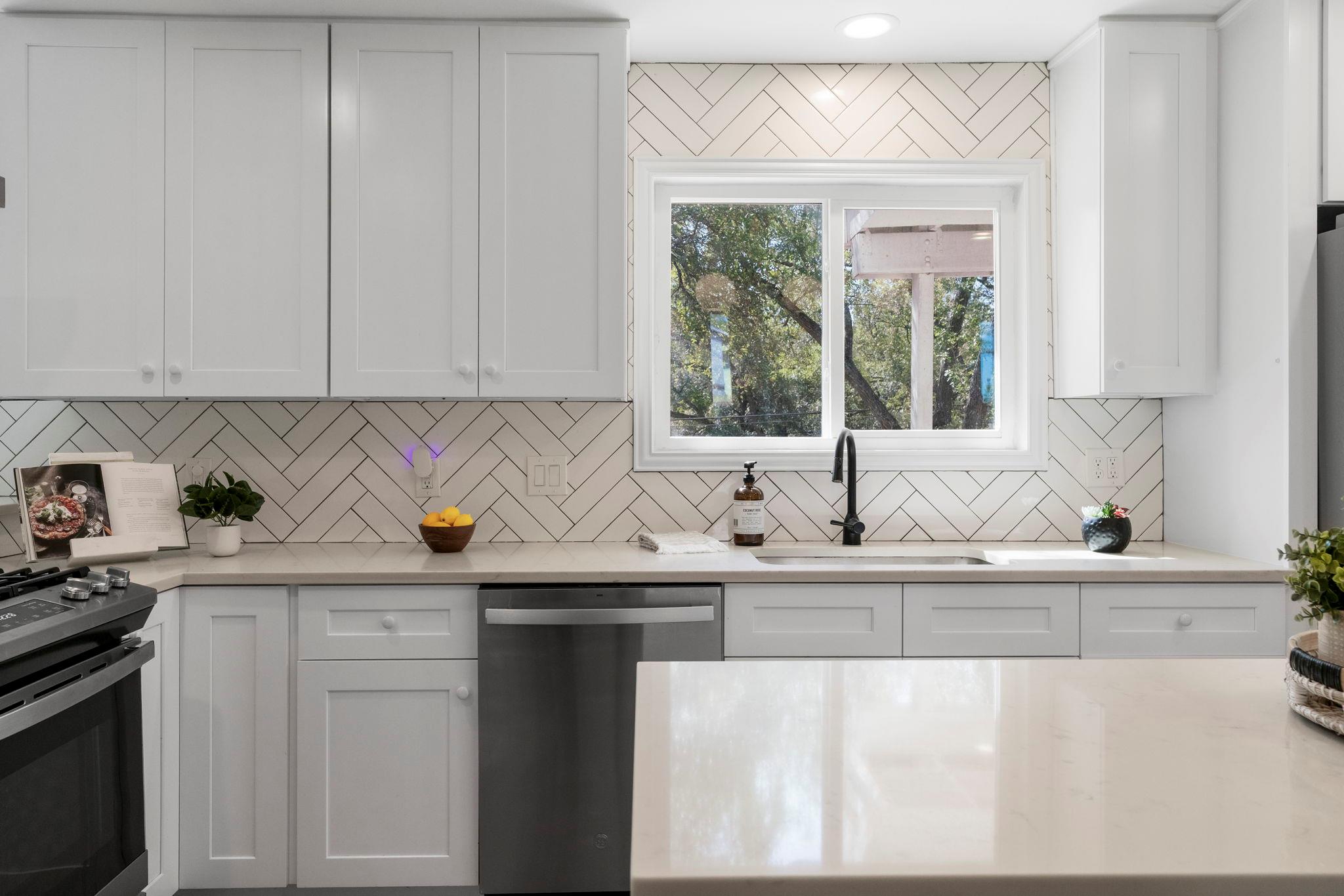 2401 Lehigh Dr, Austin, TX 78723