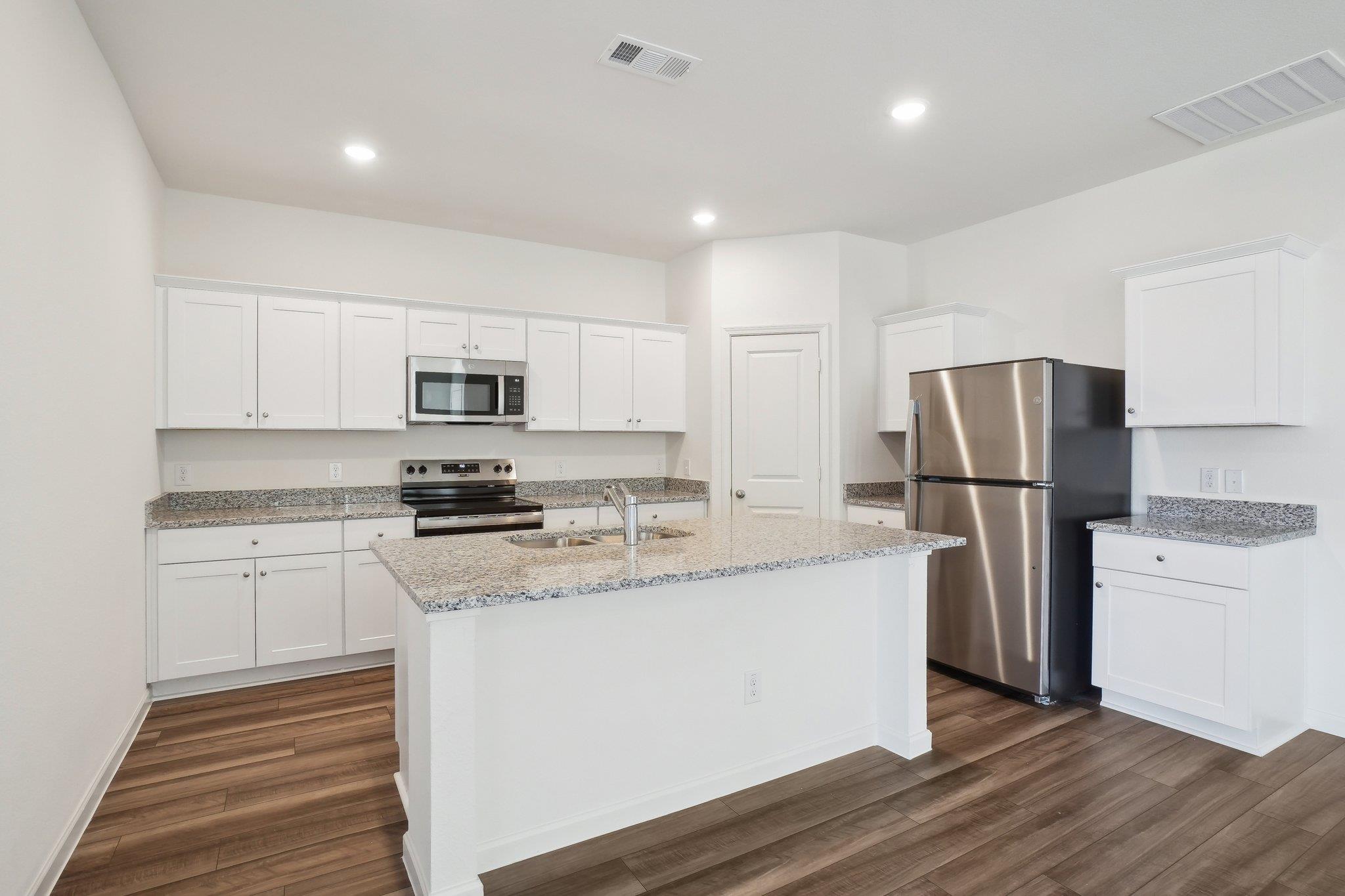 502 Cliff Dr, Maxwell, TX 78656