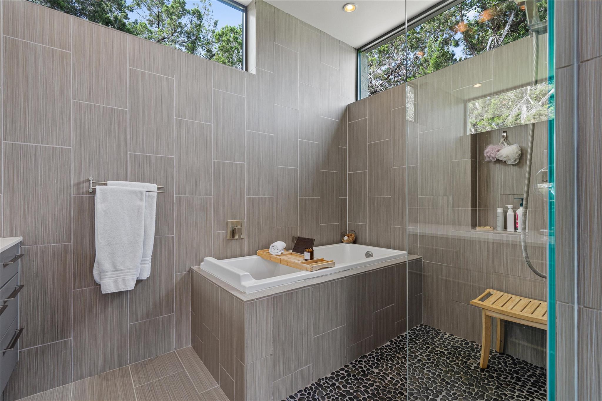 1302 Socorro Dr, Austin, TX 78734