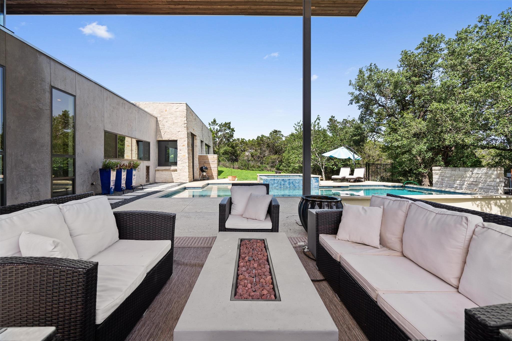 1302 Socorro Dr, Austin, TX 78734